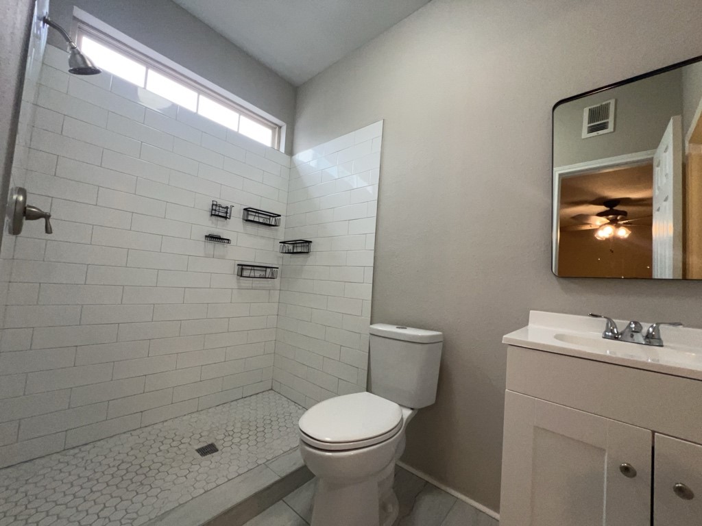 7424 Rusk Street A Property Photo 14