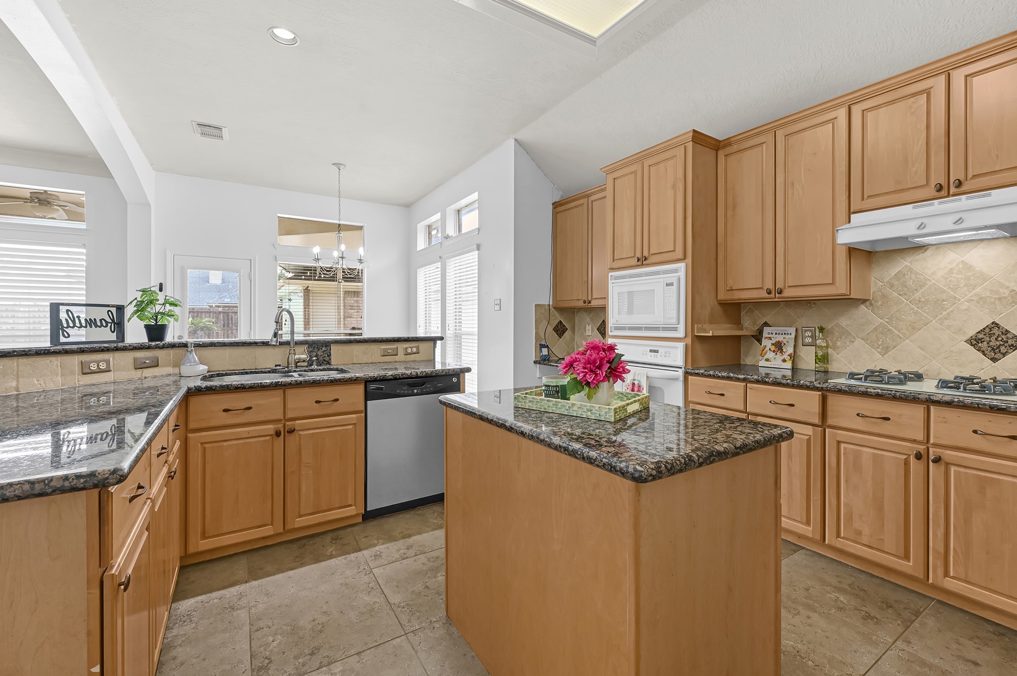 3213 W Oaks Boulevard Property Photo 15