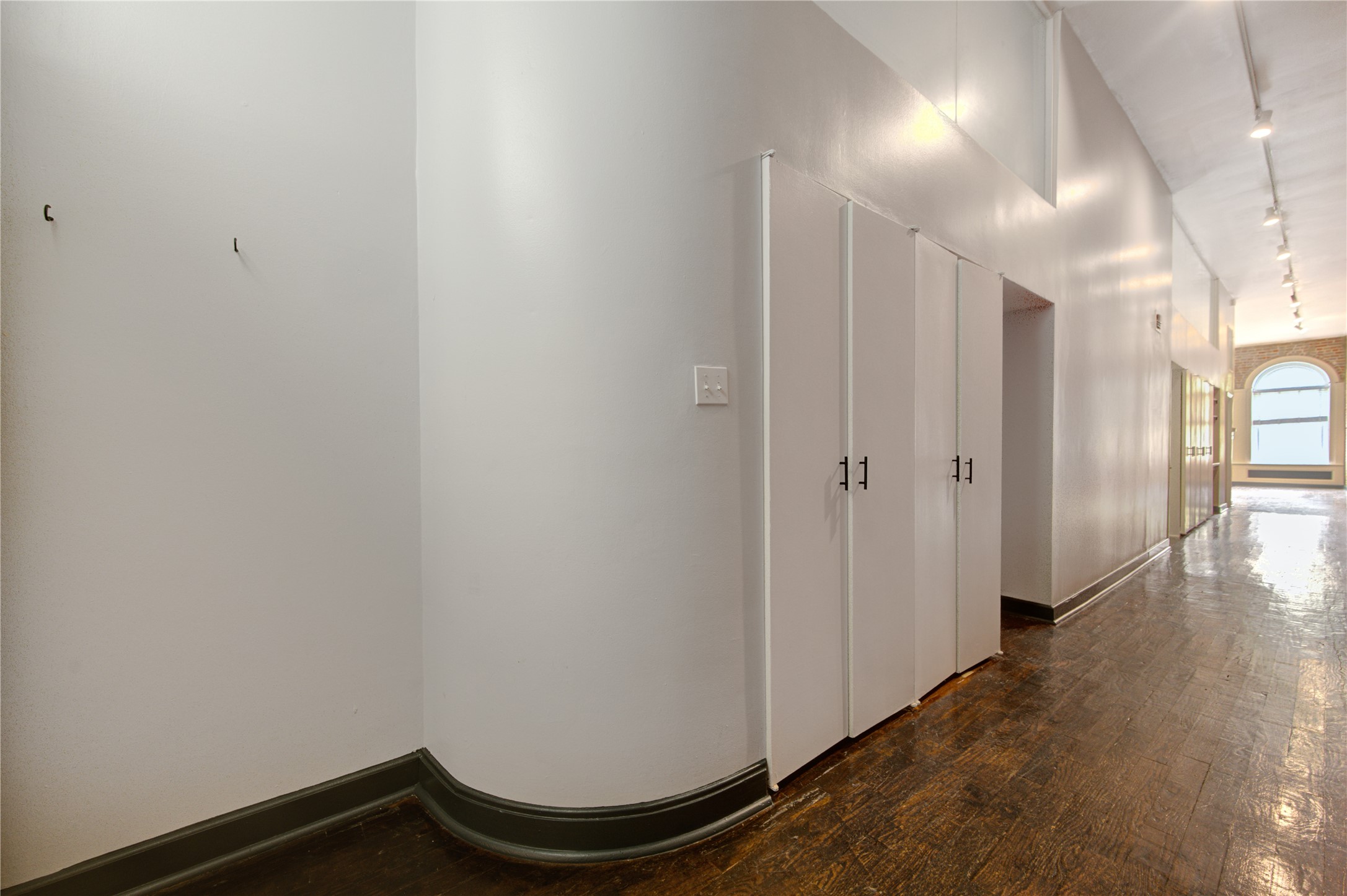 213 Tremont Street 2 Property Photo 11