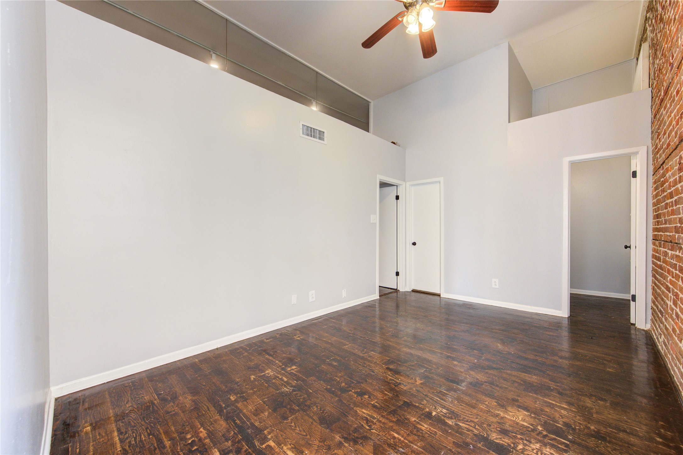 213 Tremont Street 2 Property Photo 15