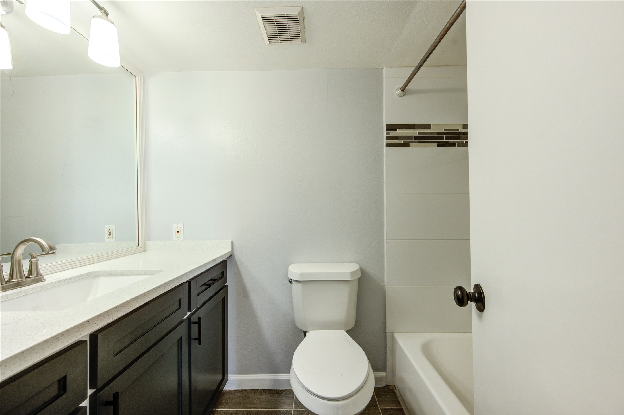 213 Tremont Street 2 Property Photo 17