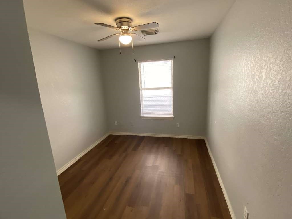 2002 Pannell Street Property Photo 6