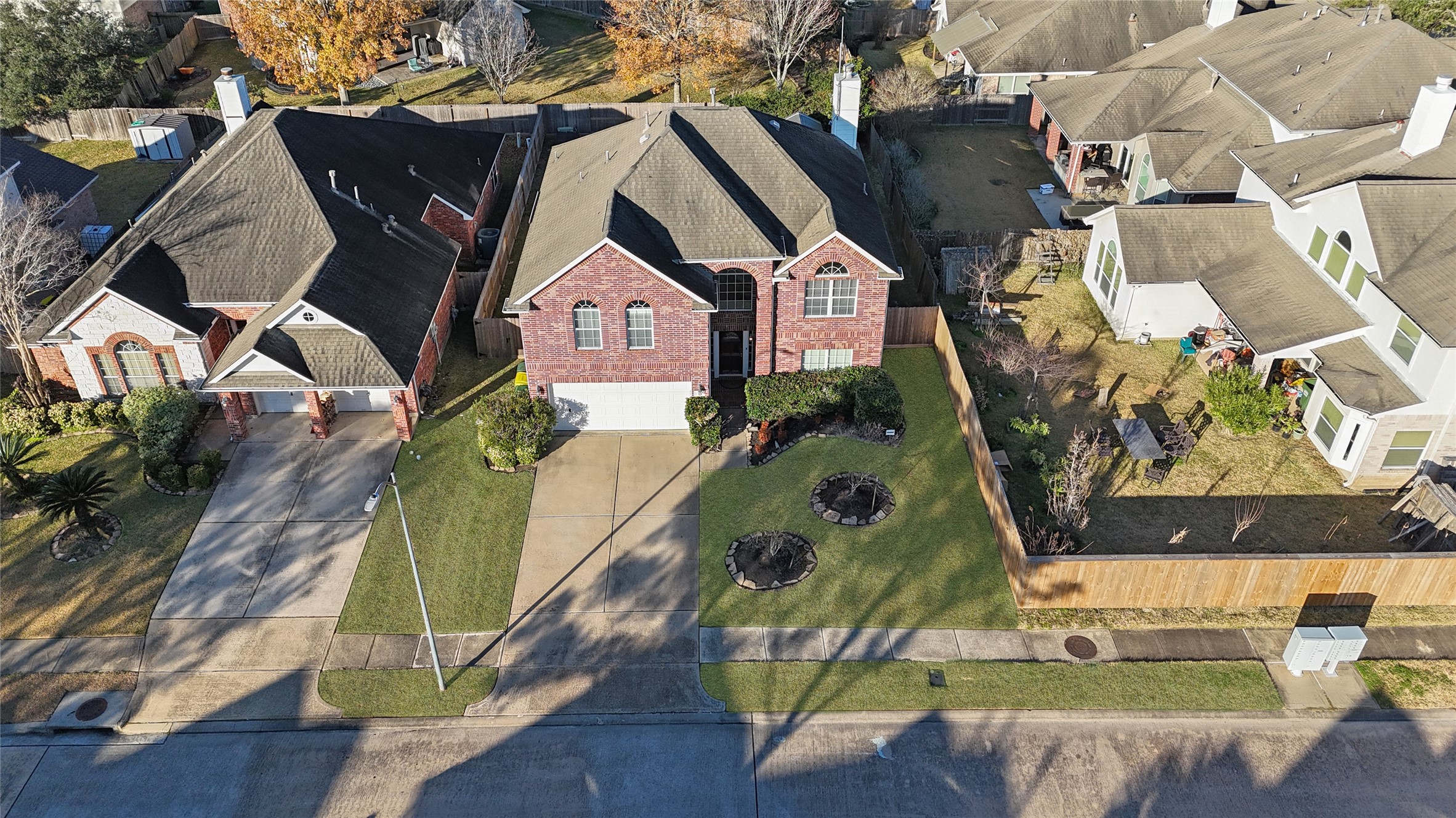 2202 Drake Falls Drive Property Photo 5