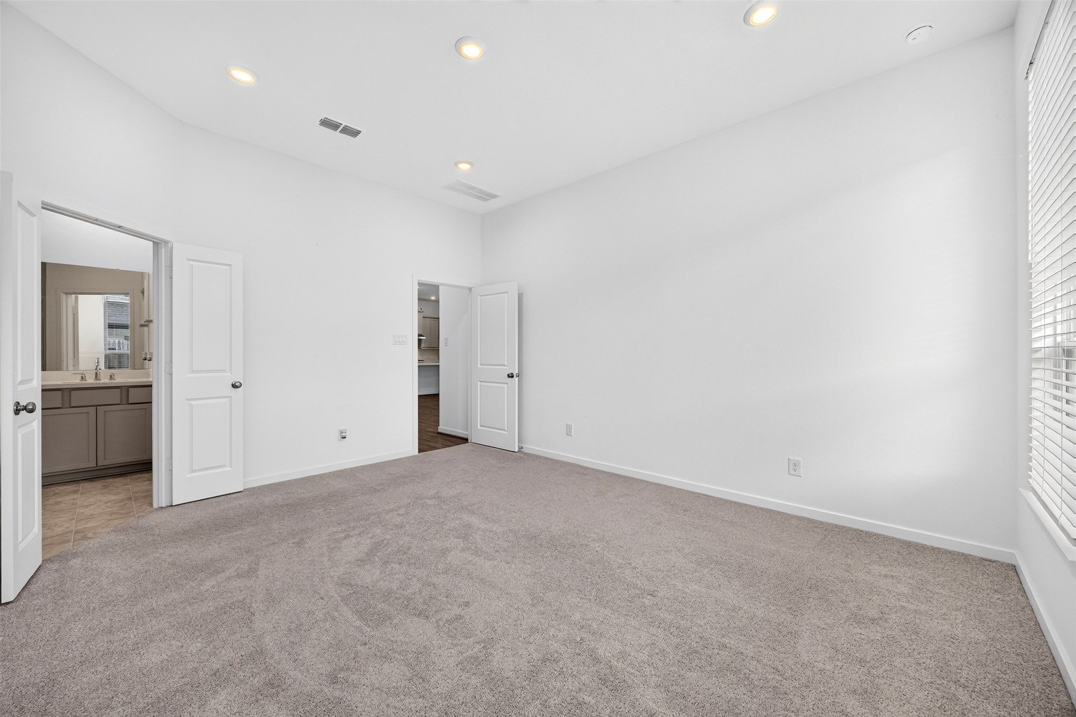 21622 Laggan Cliff Lane Property Photo 26