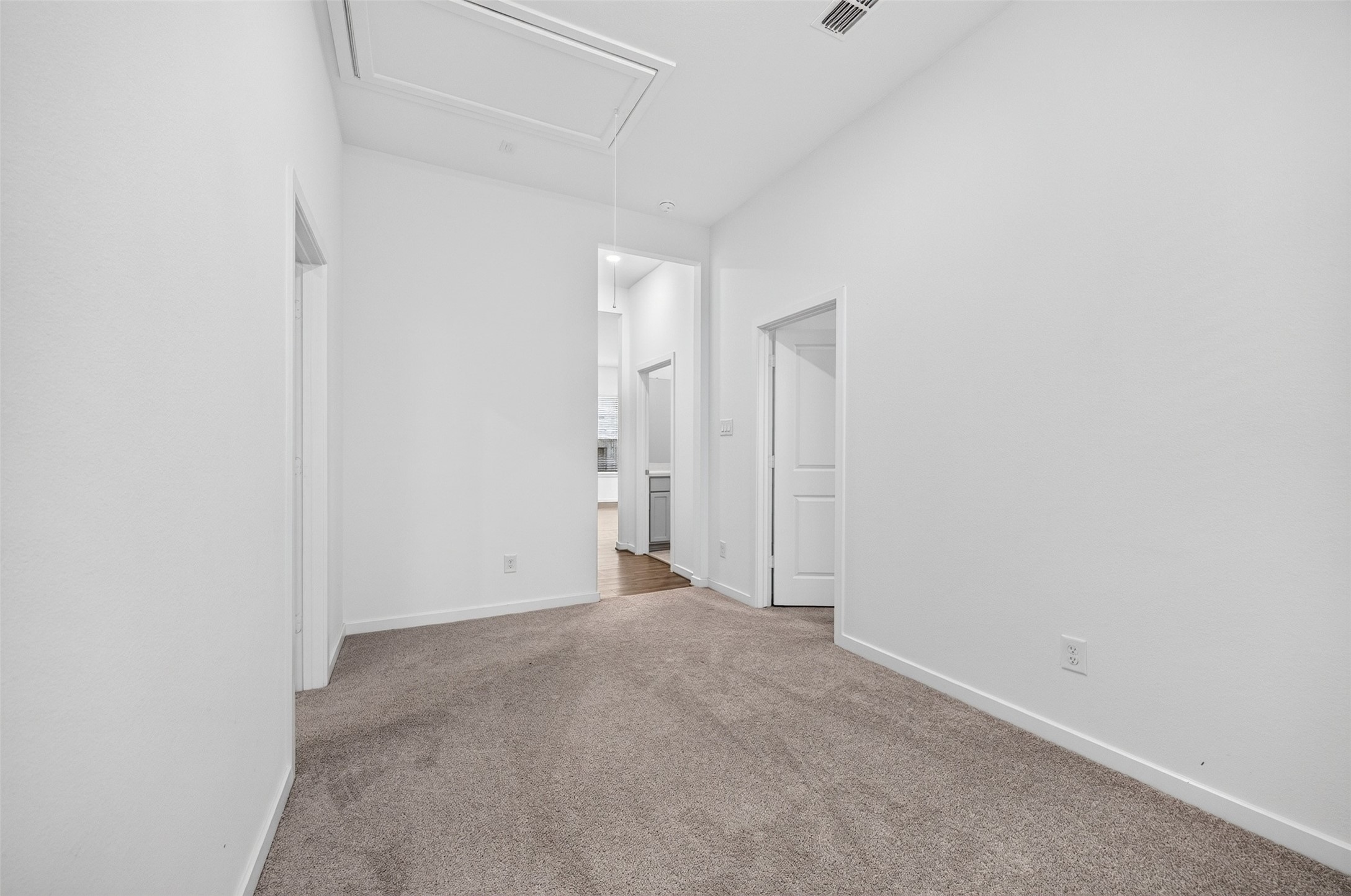 21622 Laggan Cliff Lane Property Photo 29
