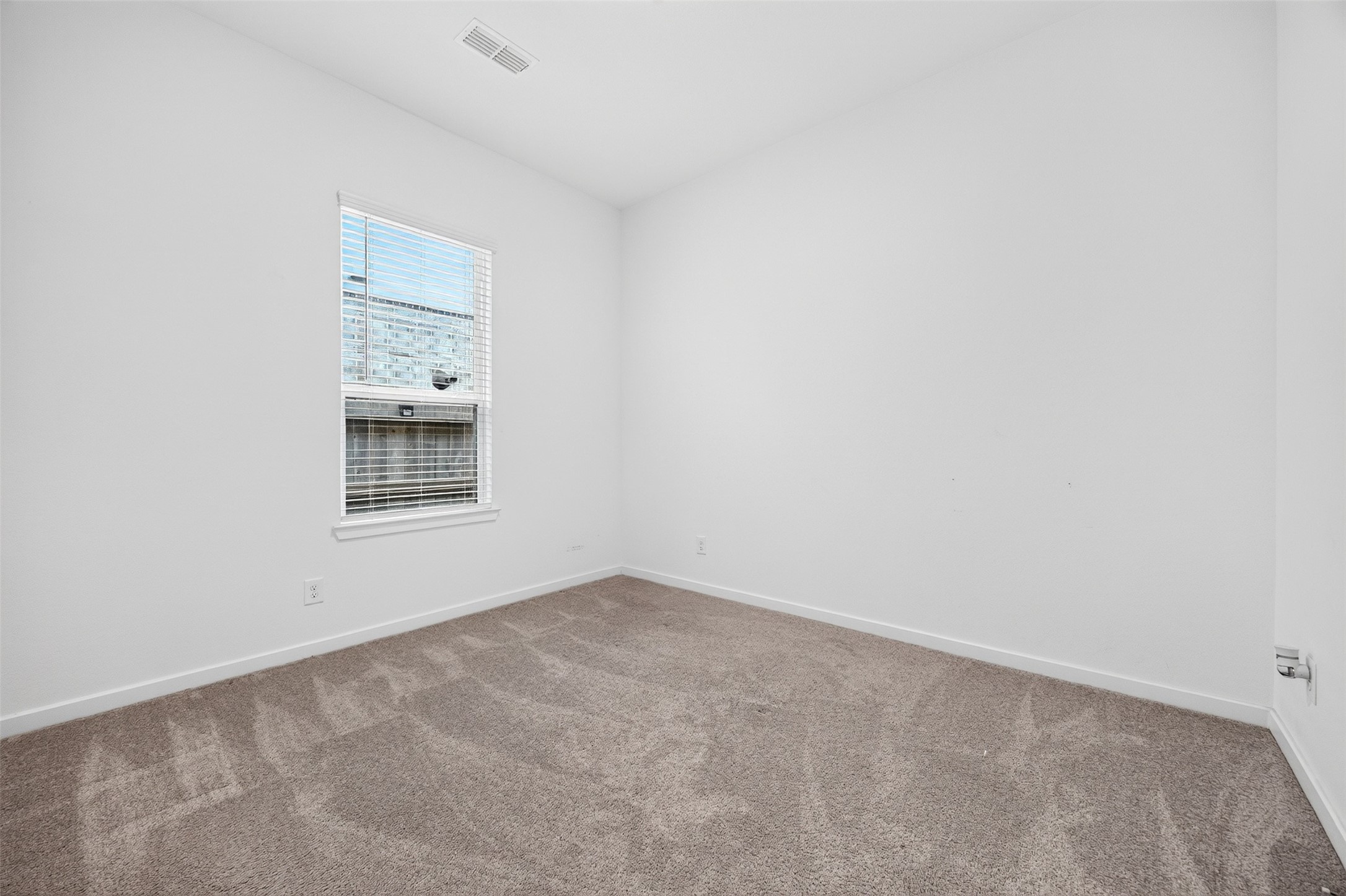 21622 Laggan Cliff Lane Property Photo 35