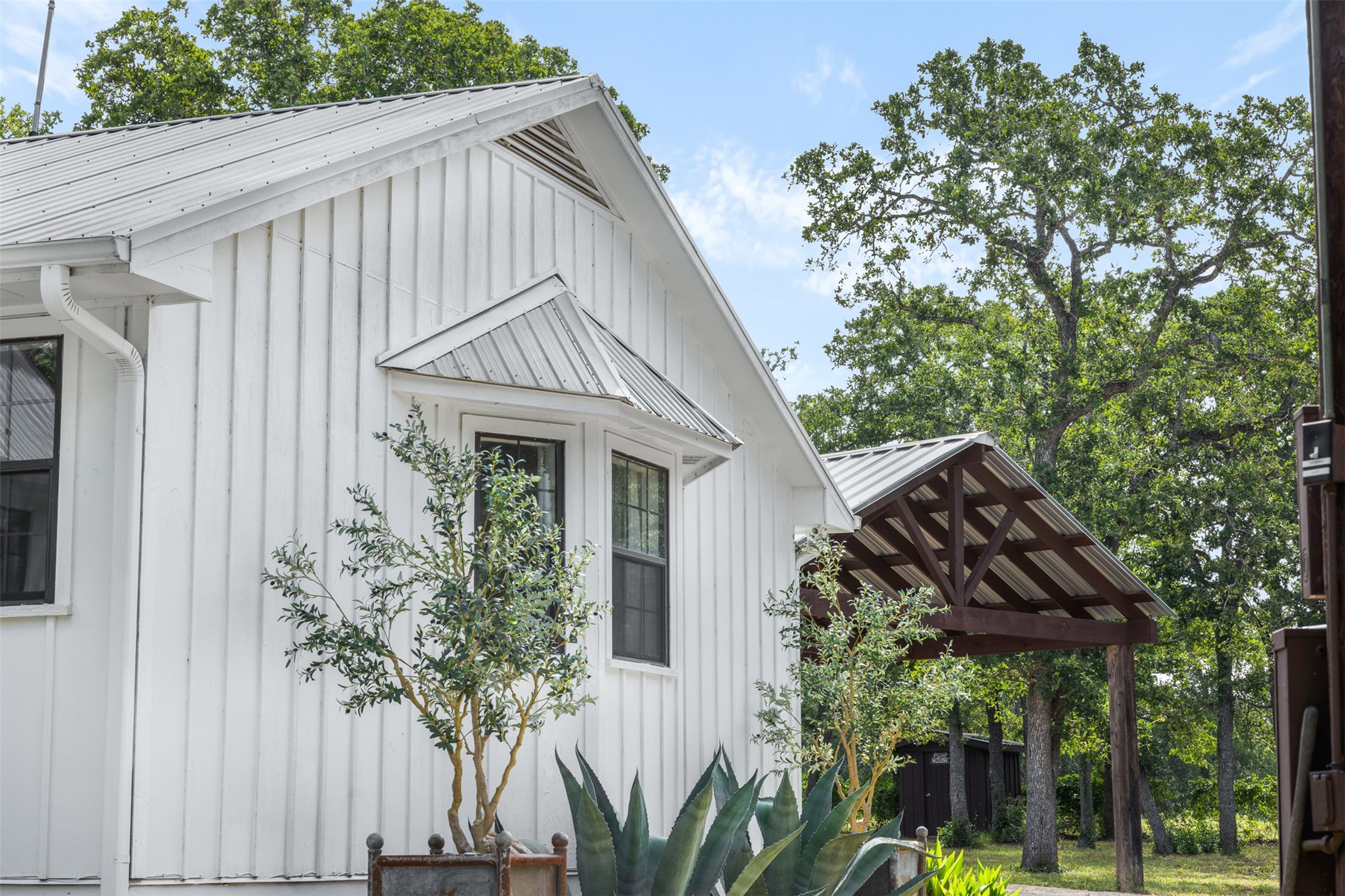 6811 Mockingbird Road Property Photo 23