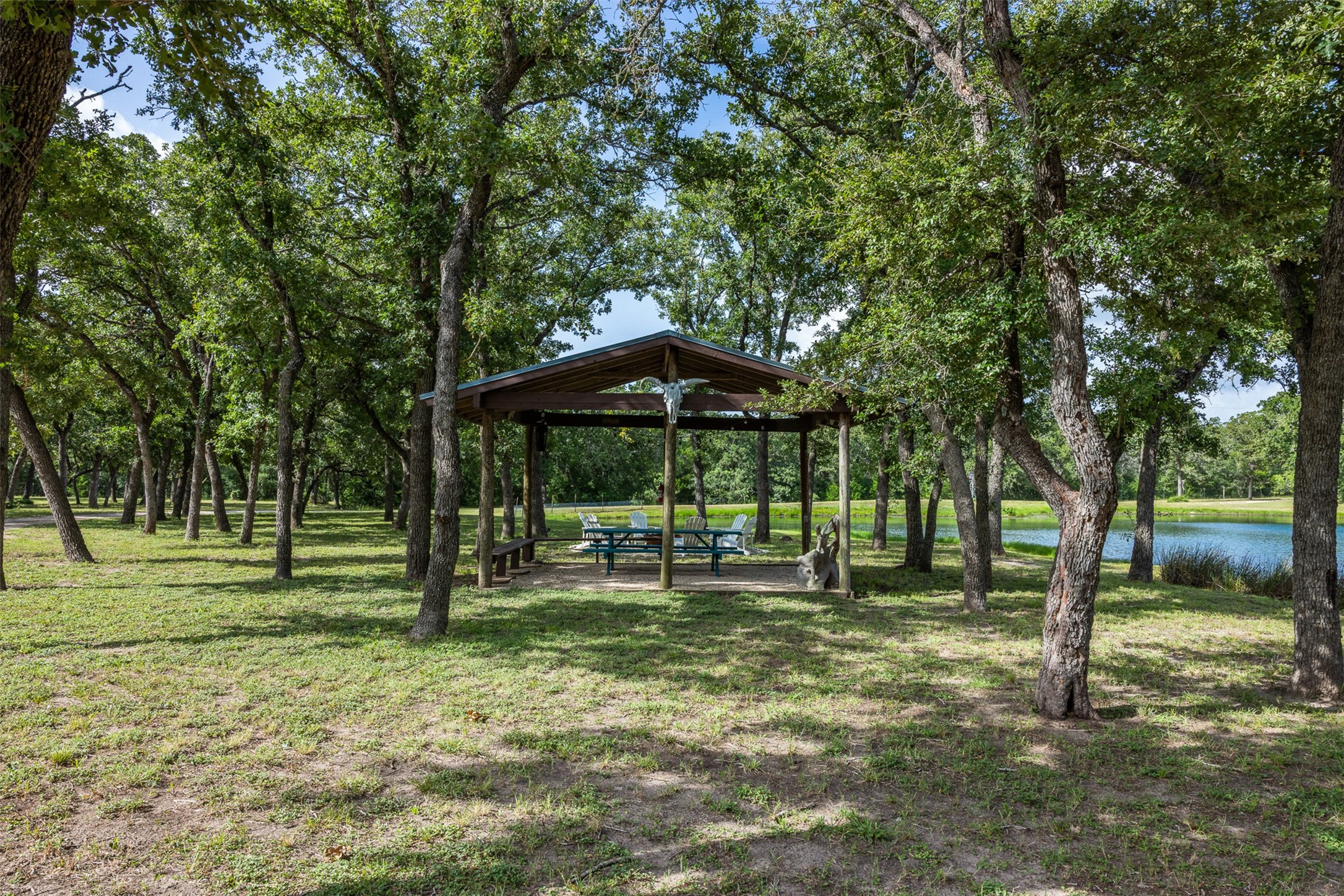 6811 Mockingbird Road Property Photo 32