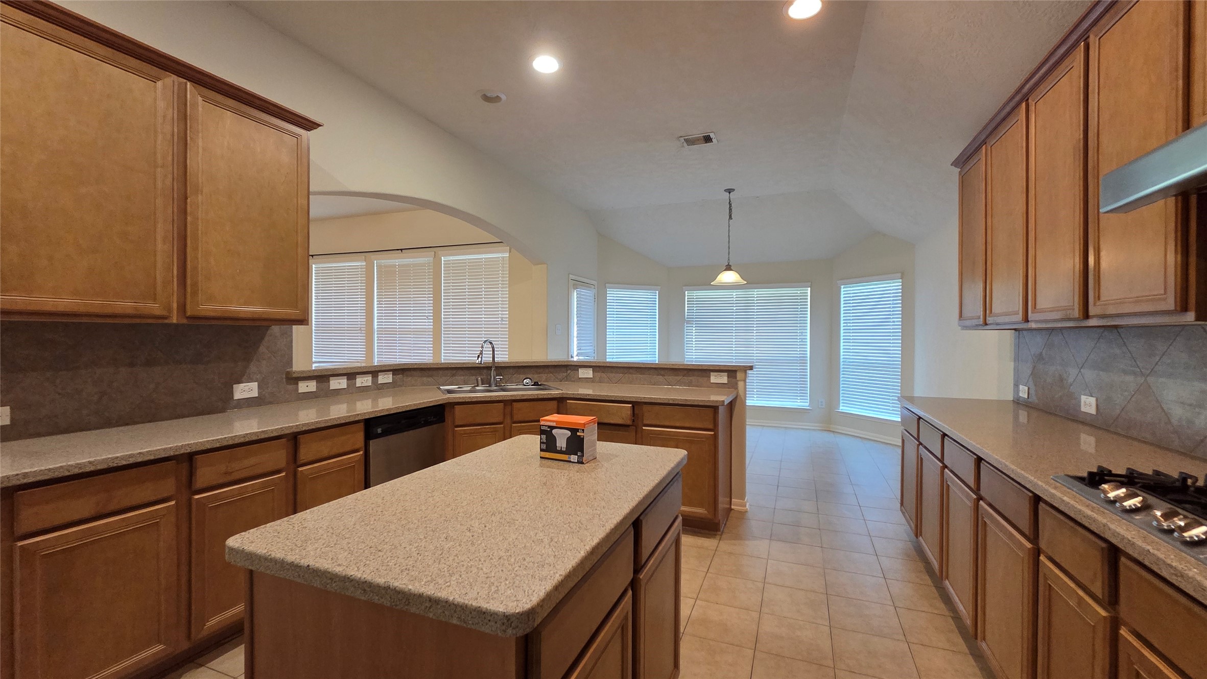 15007 Waverly Canyon Property Photo 6