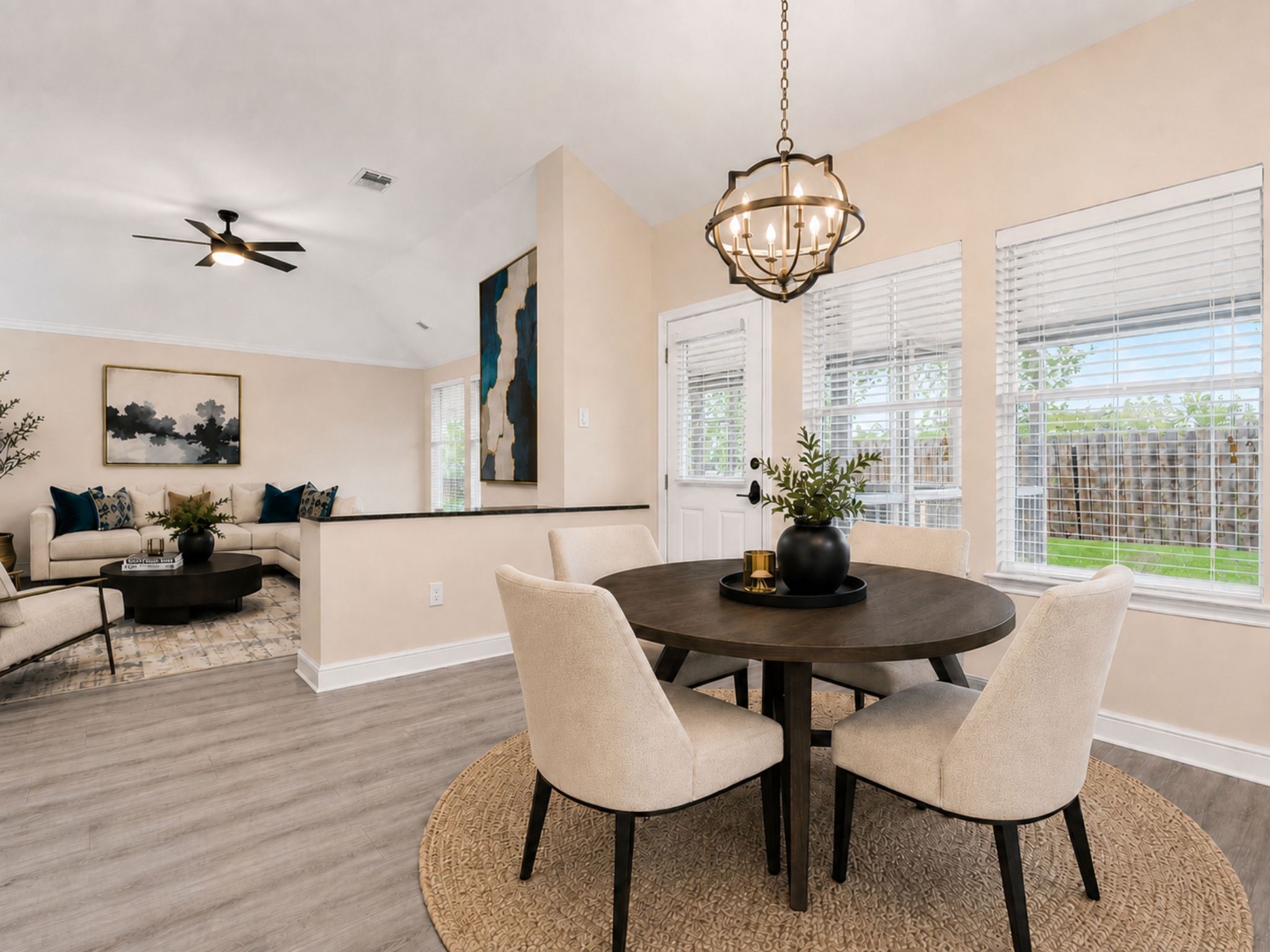 8823 Saratoga Drive Property Photo 6