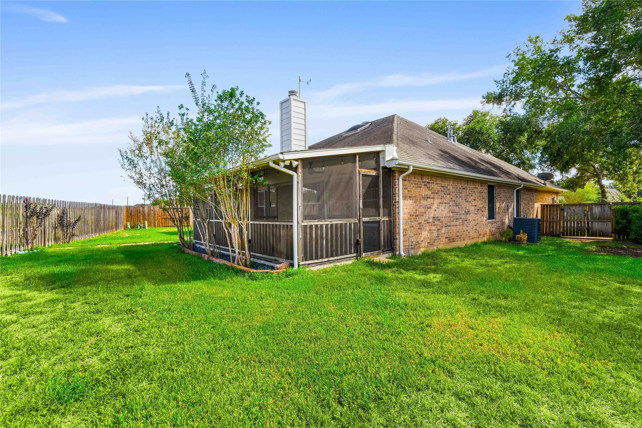 8823 Saratoga Drive Property Photo 15