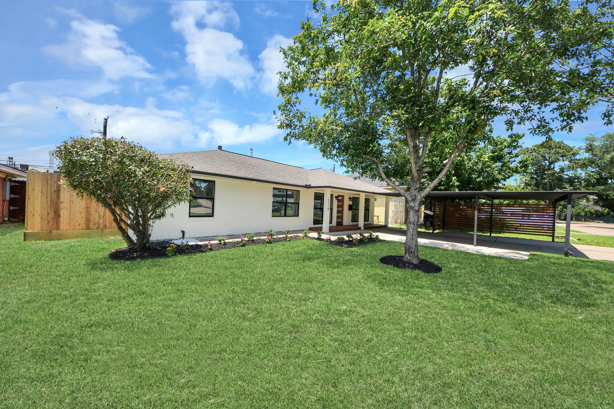 1715 Fawnhope Drive Property Photo 8