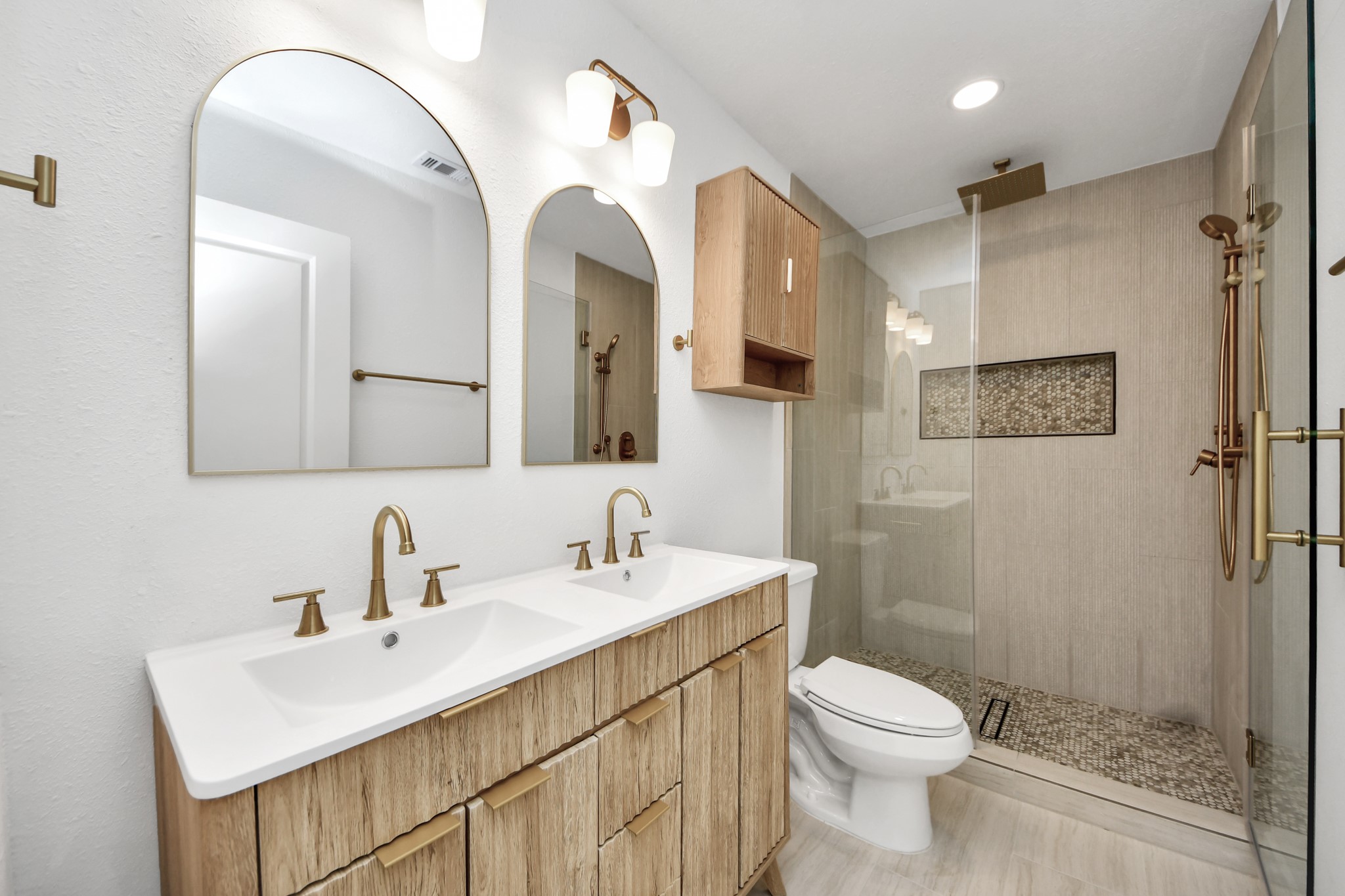 1715 Fawnhope Drive Property Photo 39