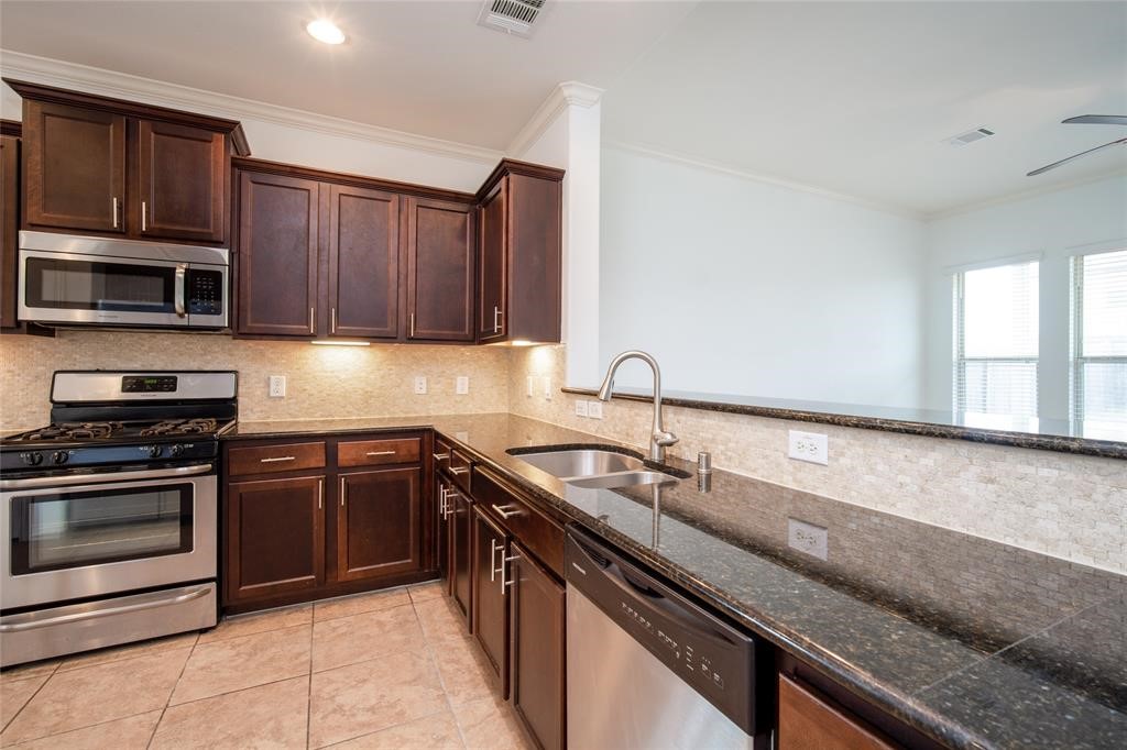 6731 Trinity Trail Lane Property Photo 11