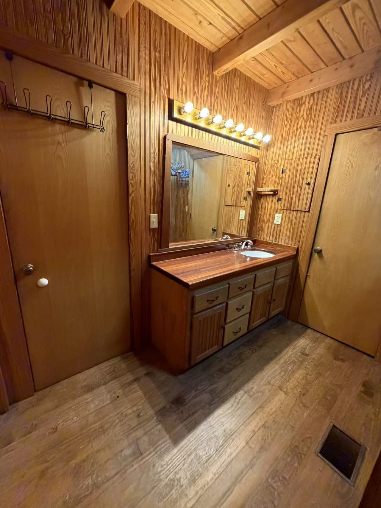11383 Greenway Drive Property Photo 21