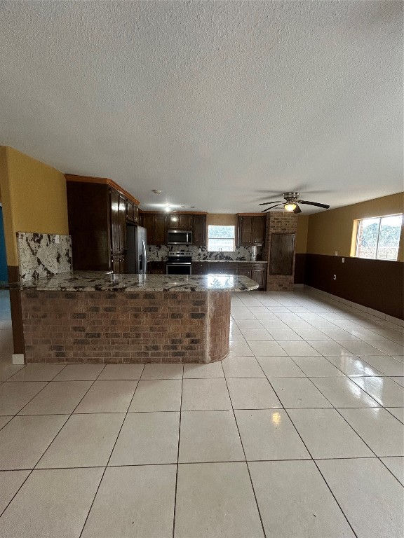 5811 E S F Austin Road Property Photo 11
