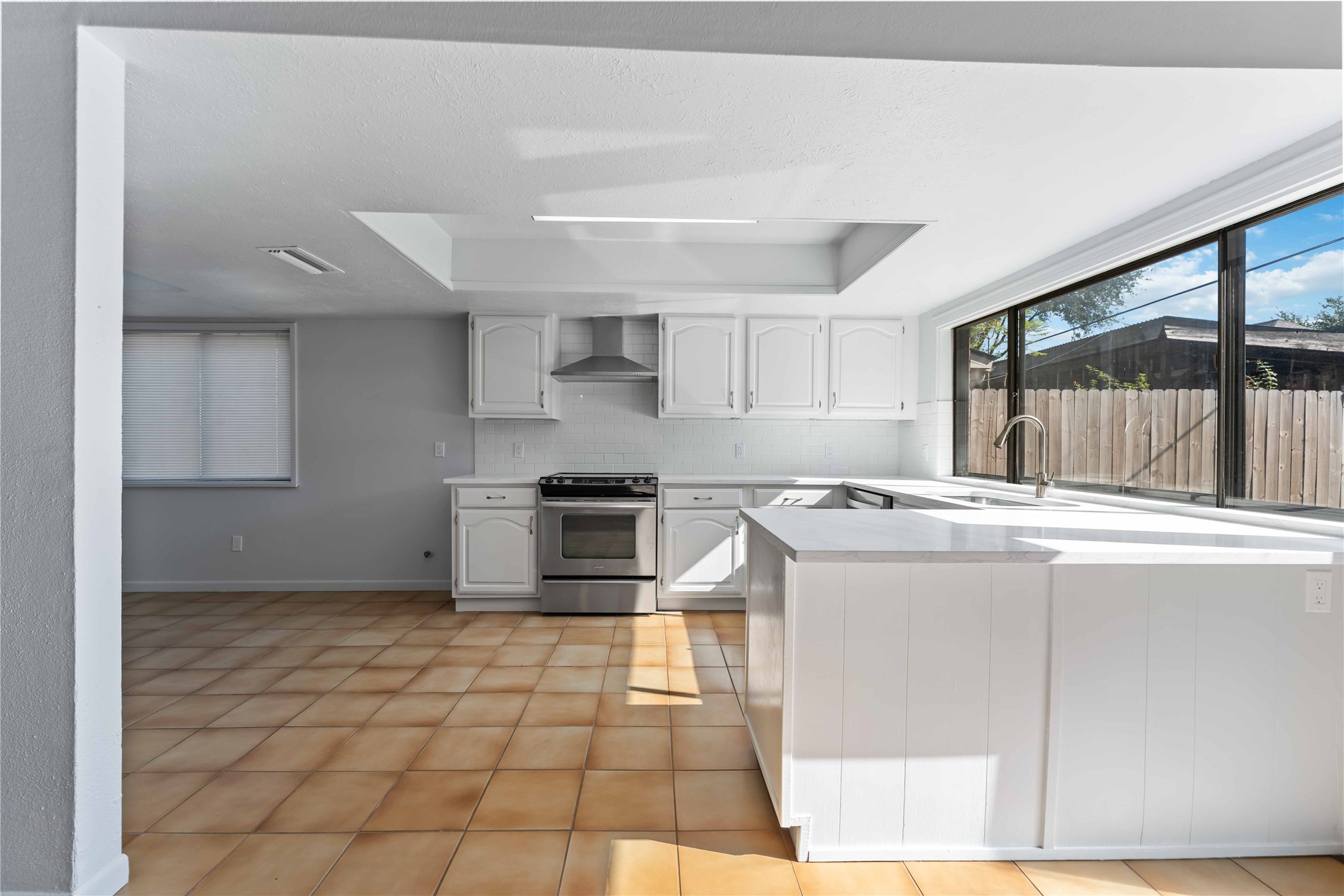 5418 Girnigoe Drive Property Photo 5