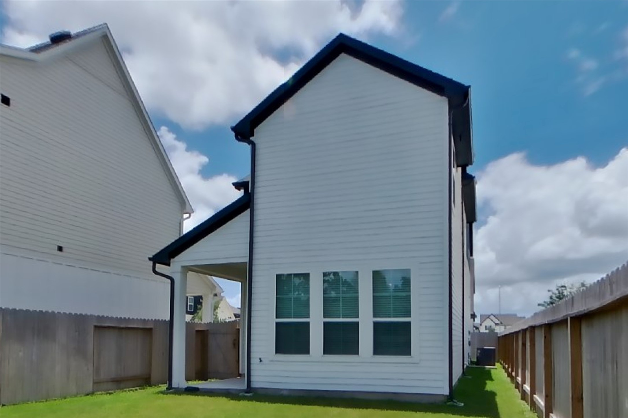 22834 Frassino Place Property Photo 14