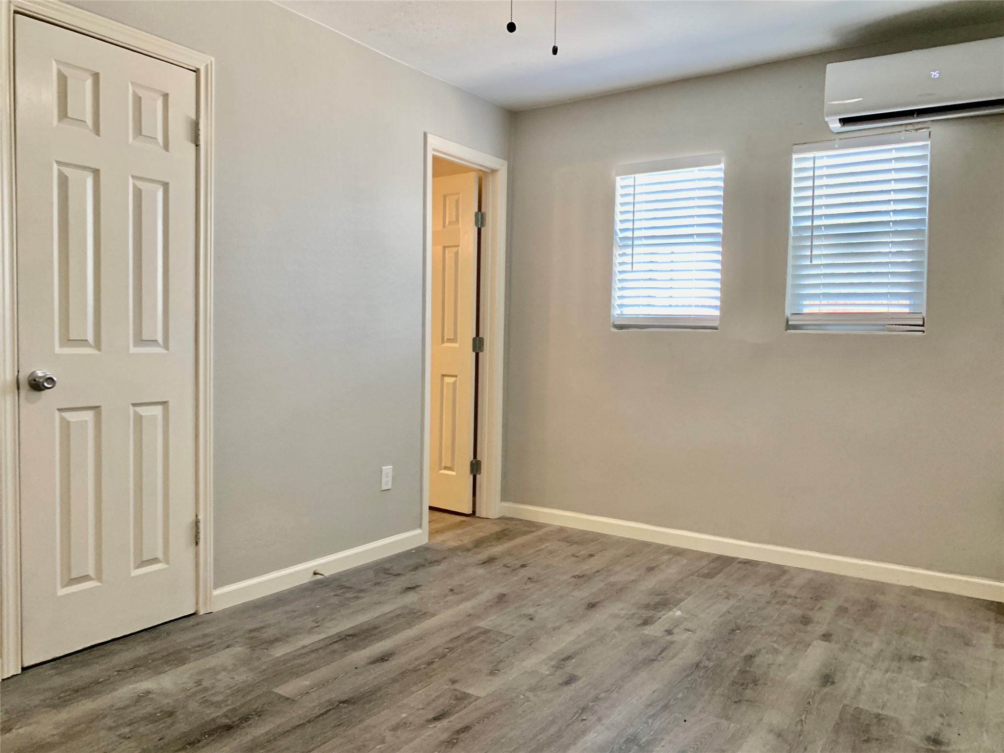 6702 Fulton St 7 Property Photo 5