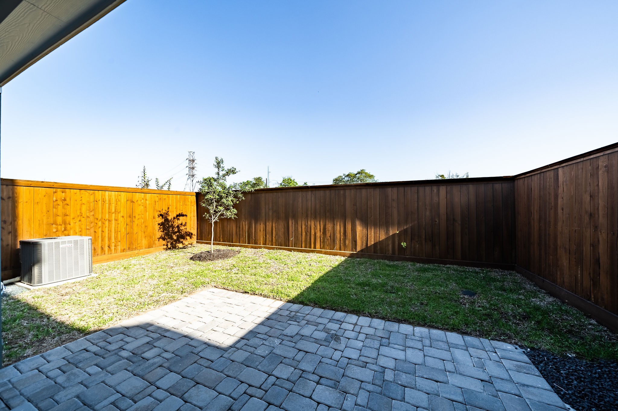 10916 Brambling Wood Drive Property Photo 5