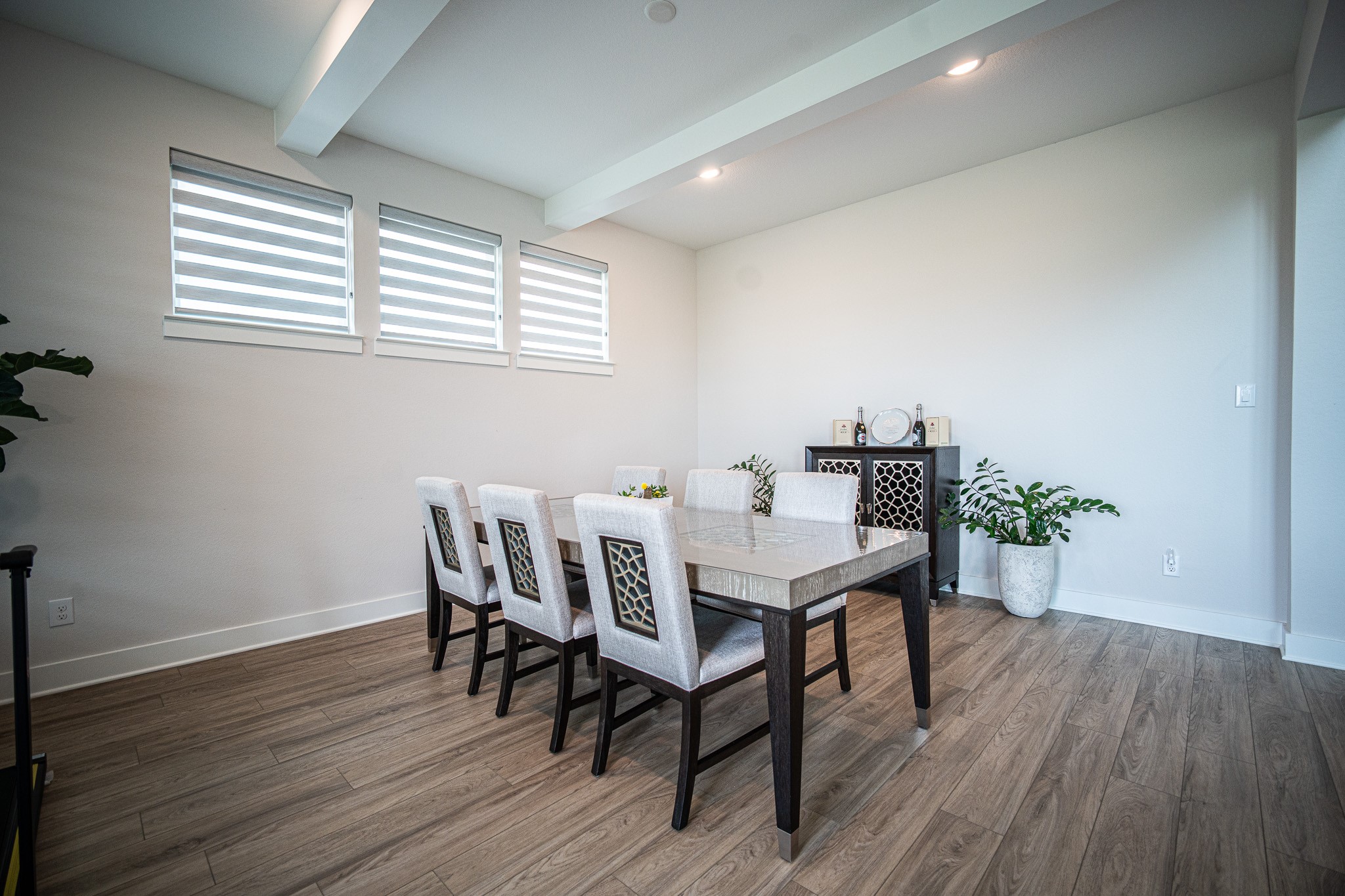 14207 Garibaldi Drive Property Photo 12