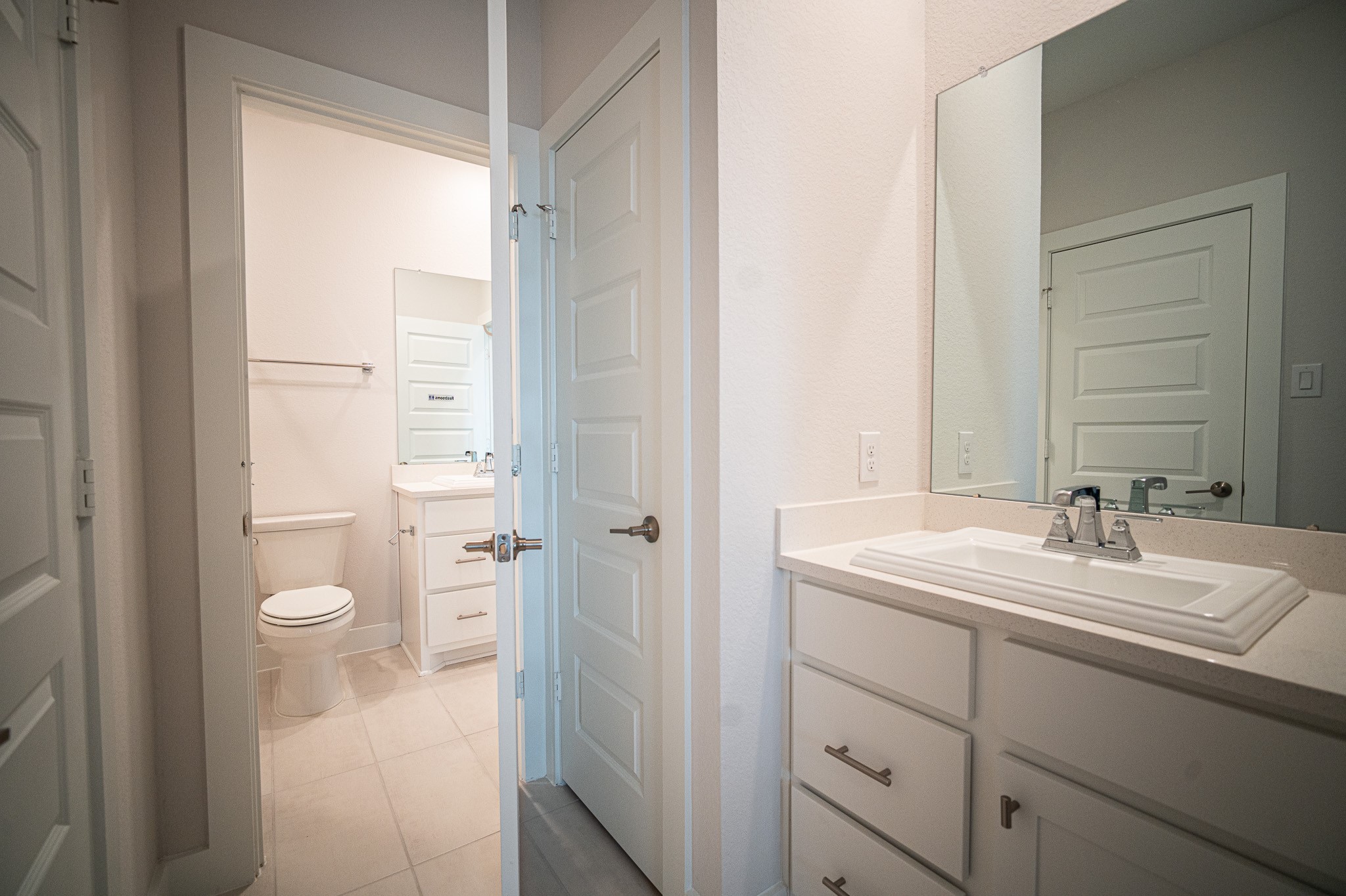 14207 Garibaldi Drive Property Photo 31