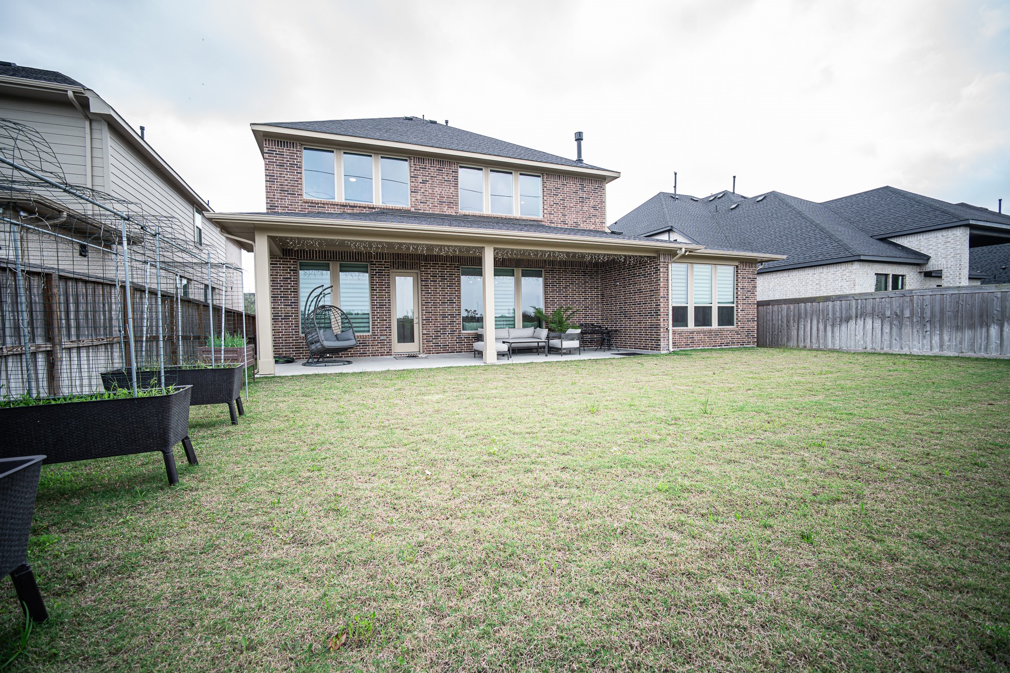 14207 Garibaldi Drive Property Photo 40
