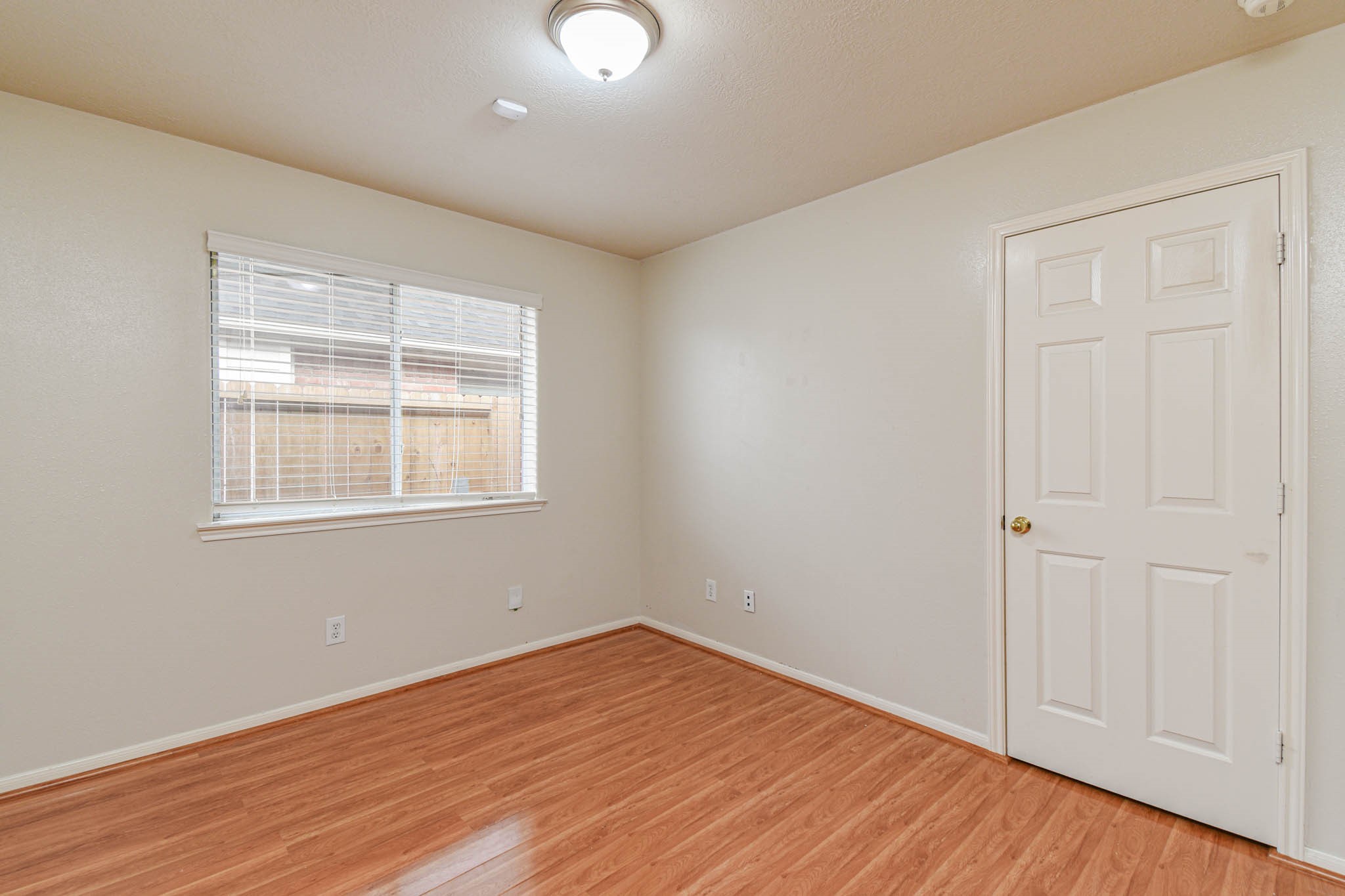 13735 Branford Greens Drive Property Photo 13