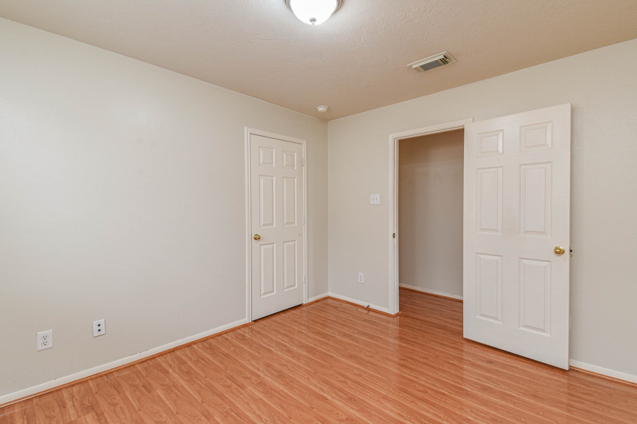 13735 Branford Greens Drive Property Photo 14
