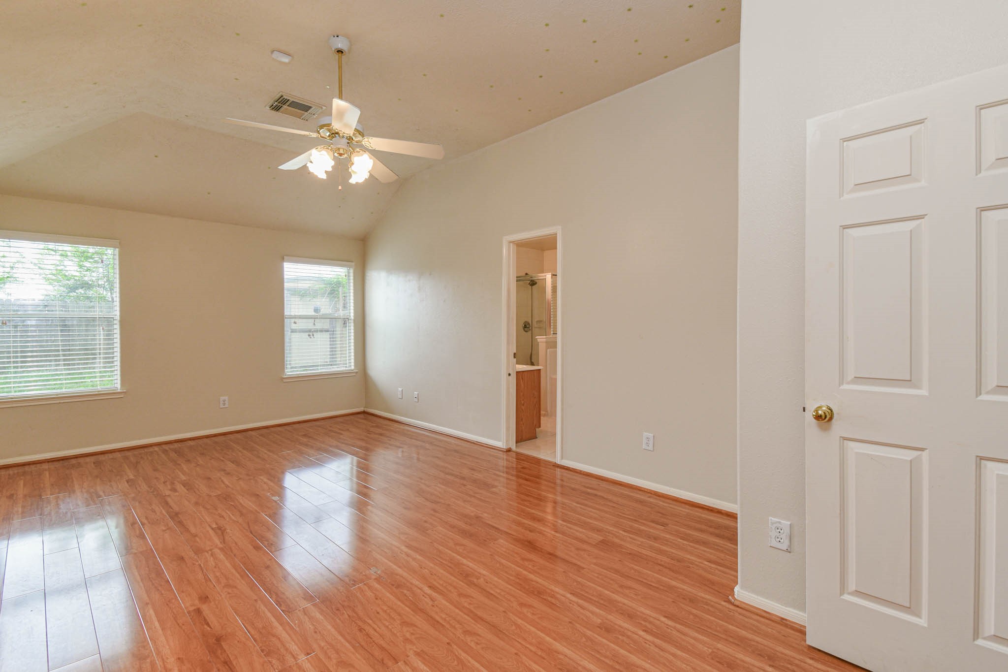 13735 Branford Greens Drive Property Photo 15