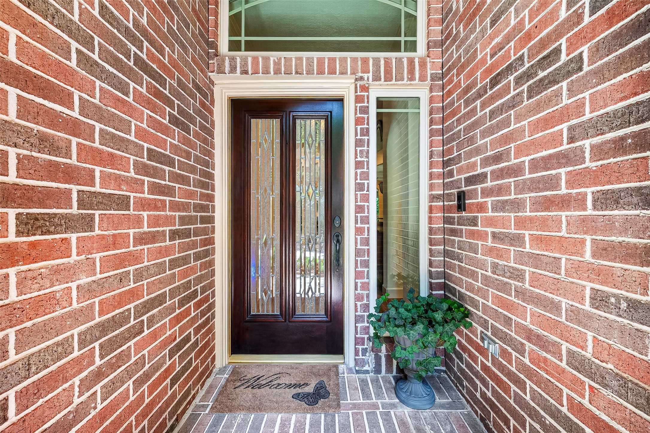 1223 Parkhaven Lane Property Photo 3