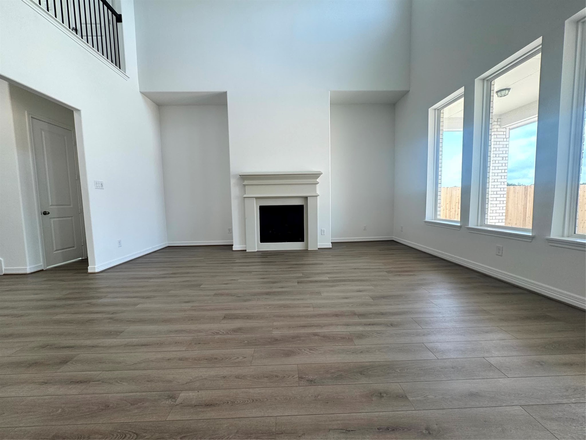 6107 Waterman Lake Lane Property Photo 14