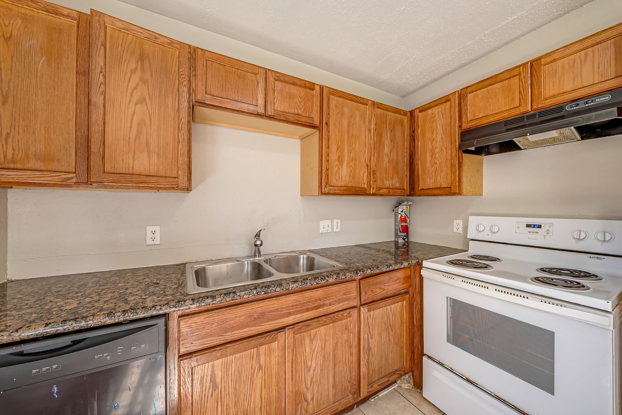 3111 Overcross Drive Property Photo 7