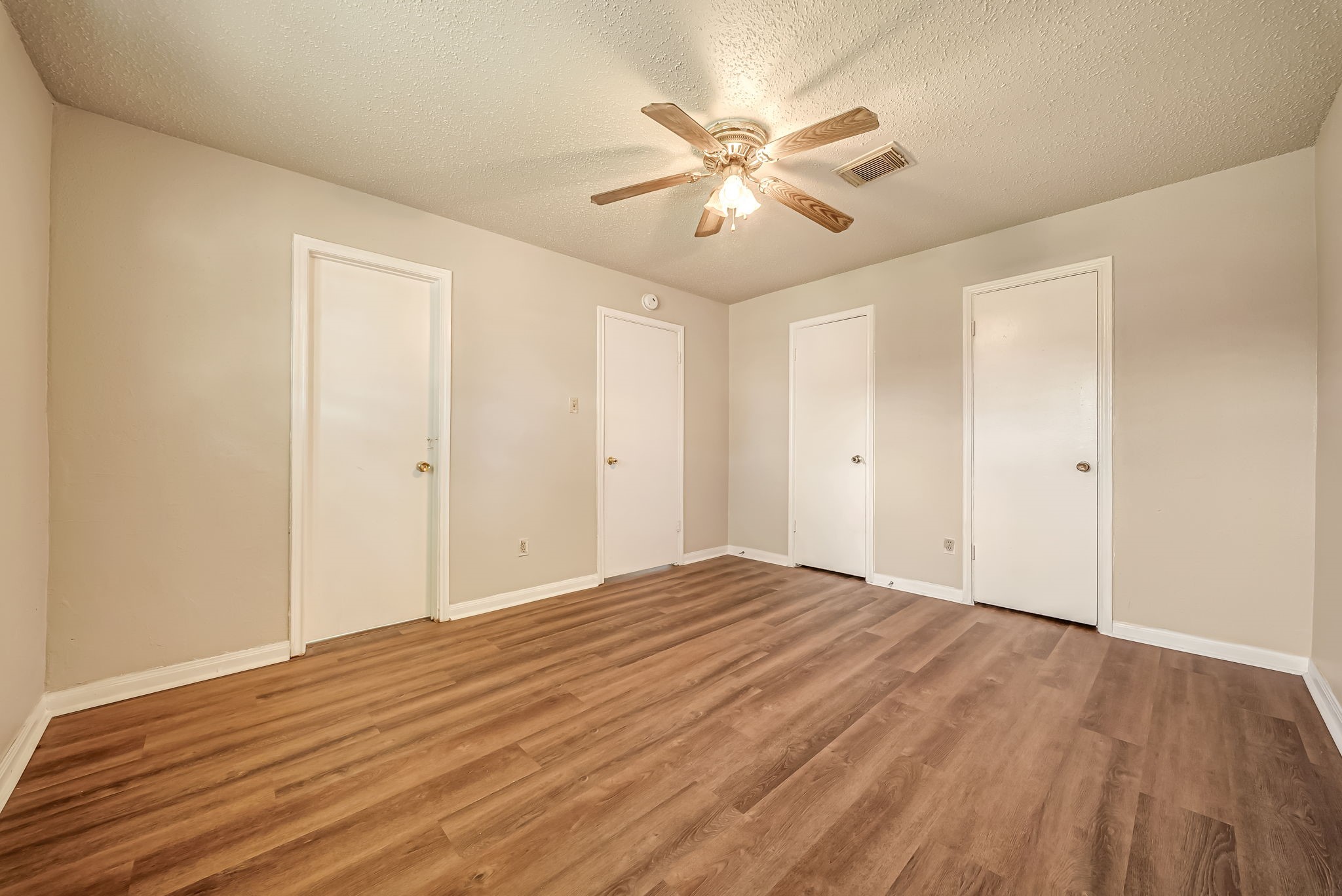 3111 Overcross Drive Property Photo 14