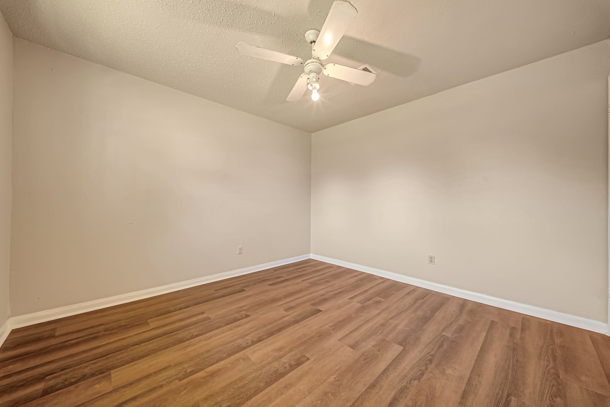 3111 Overcross Drive Property Photo 20