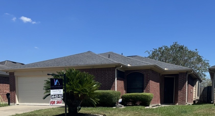 12807 Fawnway Drive Property Photo 3
