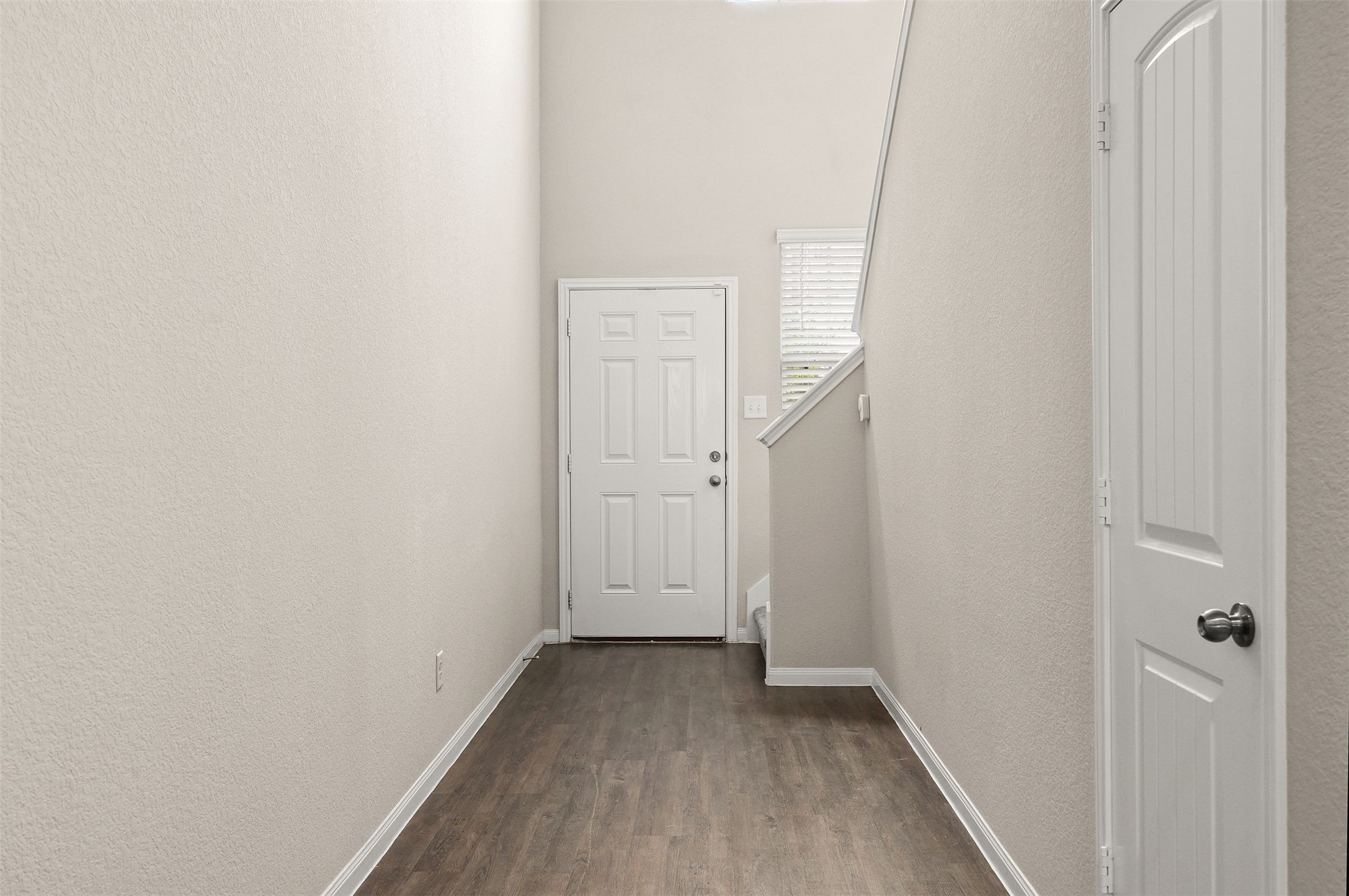 3591 Cannon Drive Property Photo 5