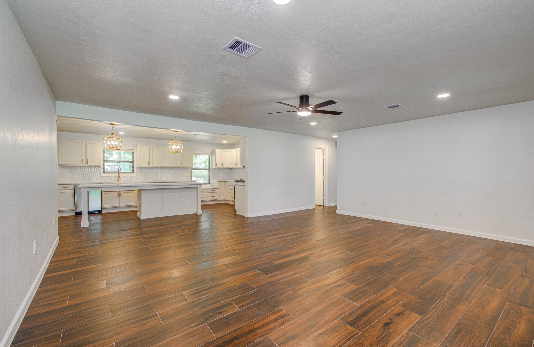 6930 S Oak Bend Drive Property Photo 6