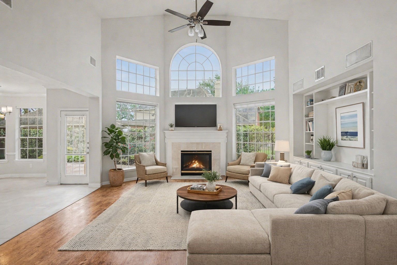 1207 Seabury Court Property Photo 9
