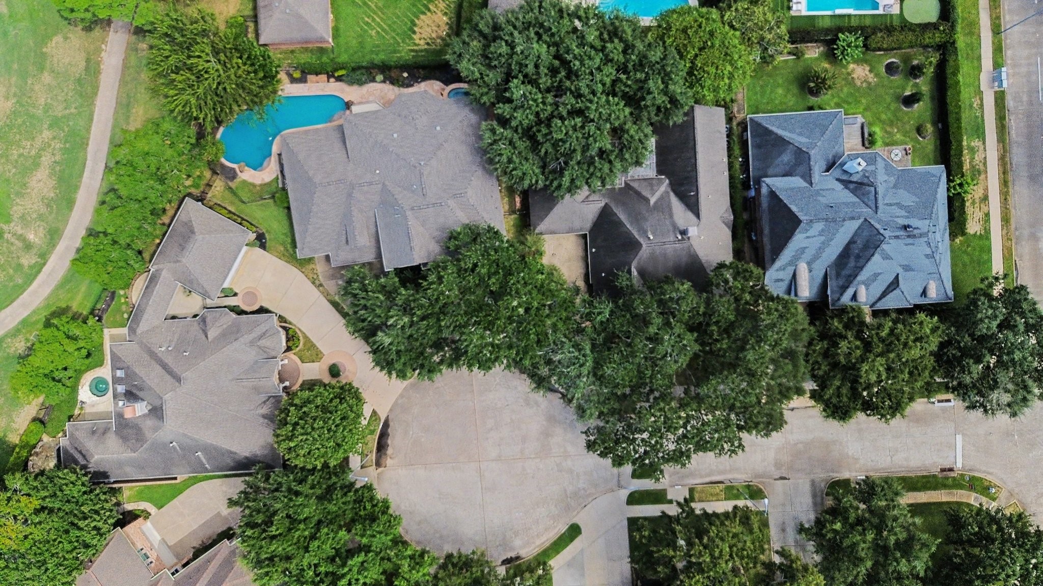 1207 Seabury Court Property Photo 43
