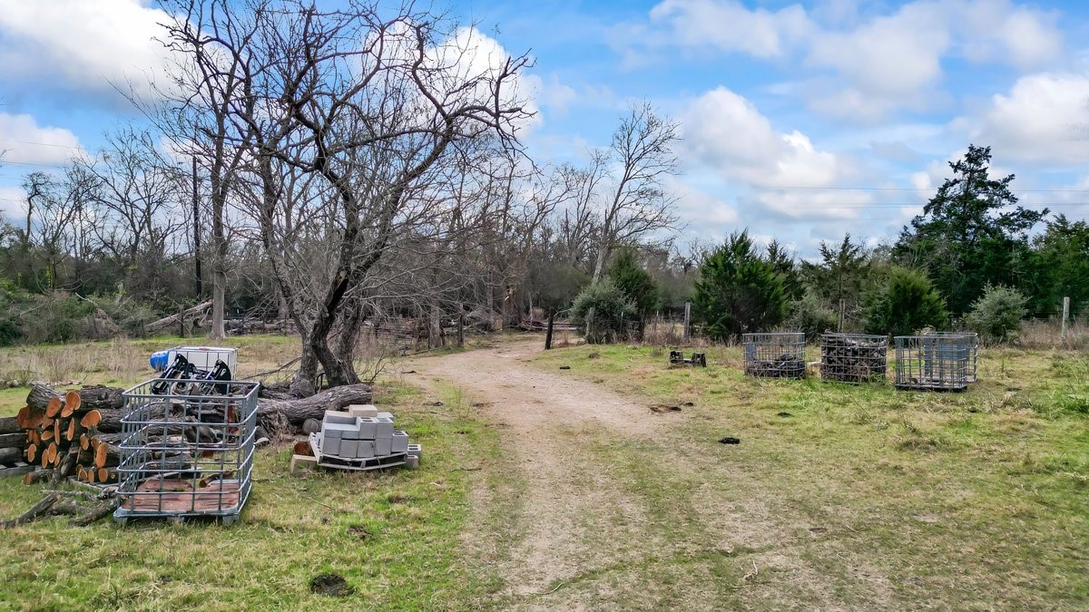 14872 Fm 359 Property Photo 22