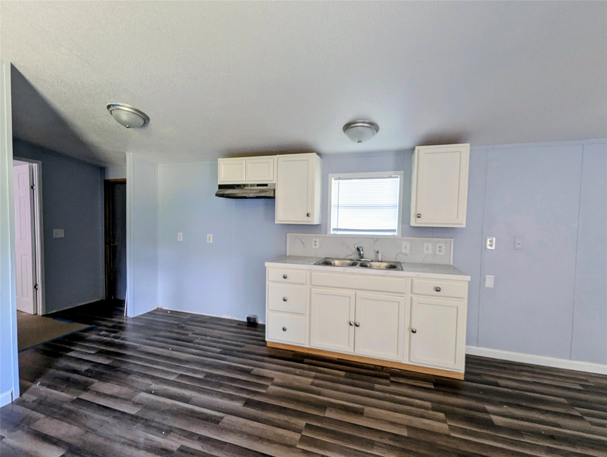 205 Curry Street Property Photo 5