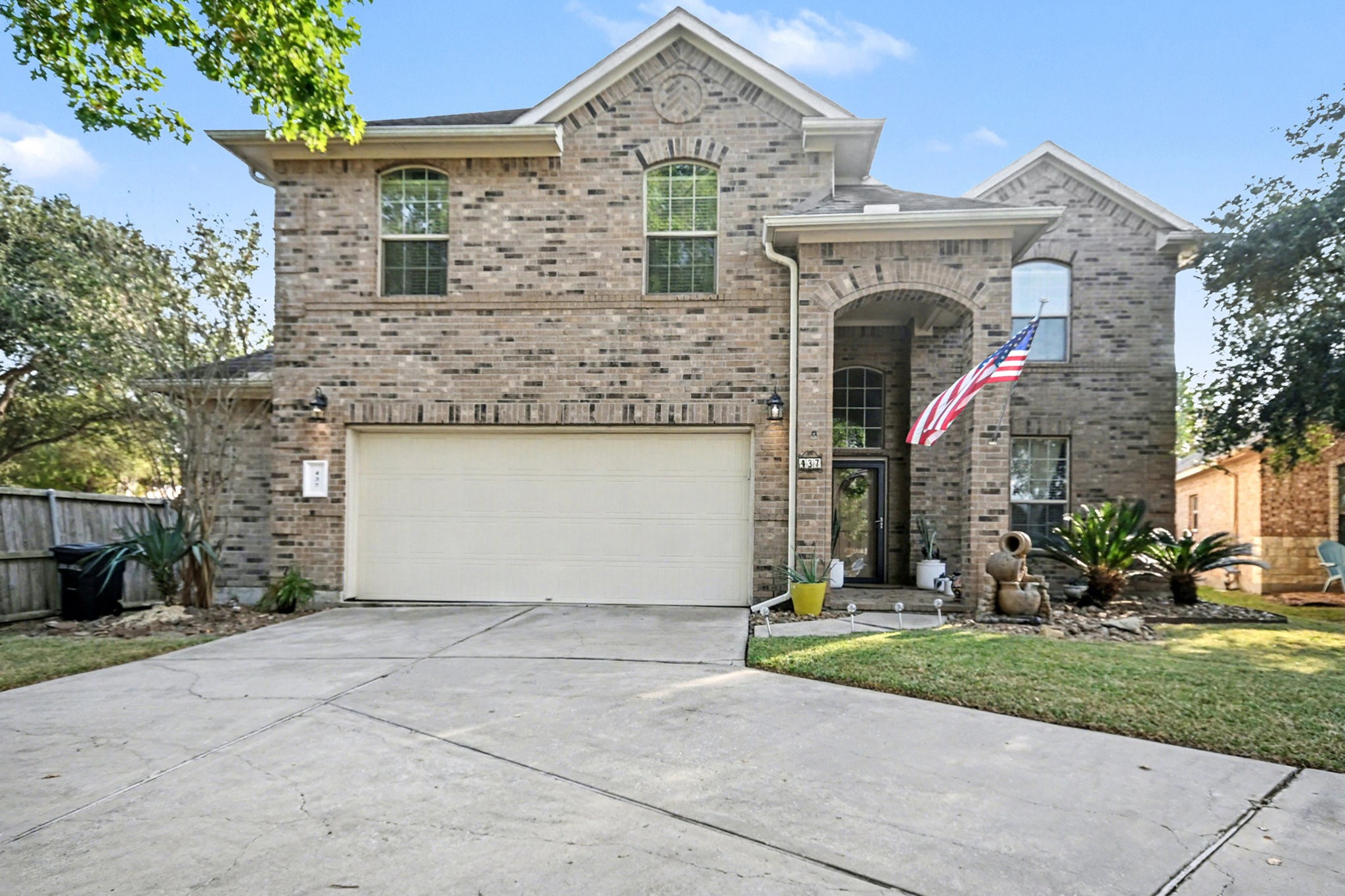 437 Holly Branch Lane Property Photo 2