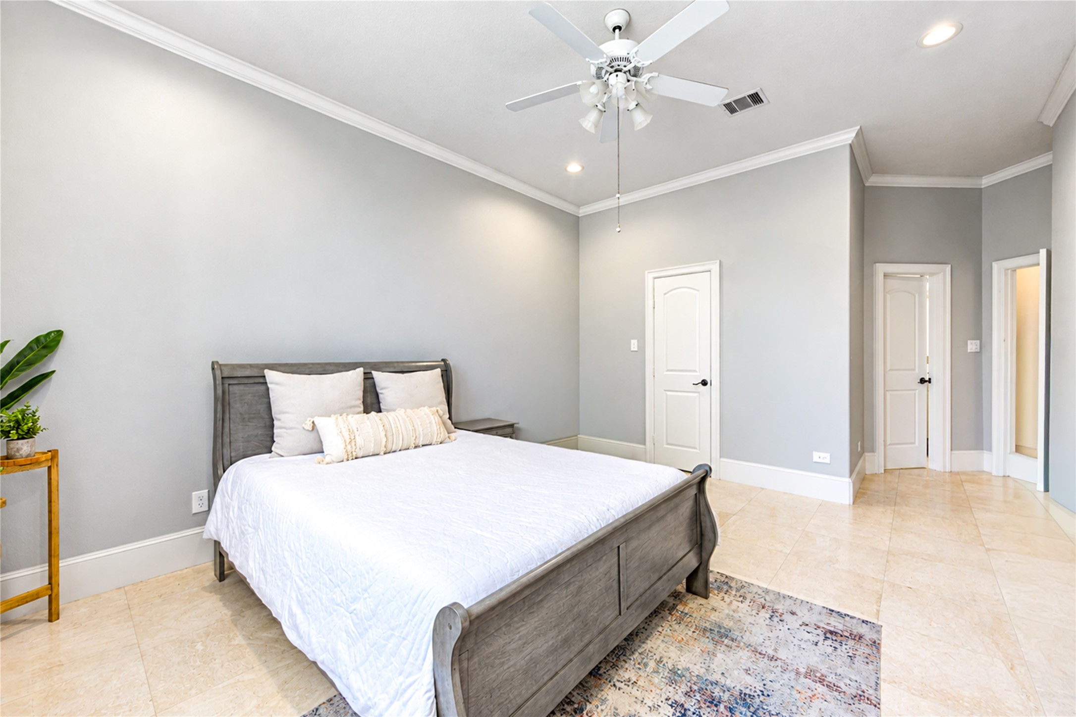 1510 Victoria Way Property Photo 6
