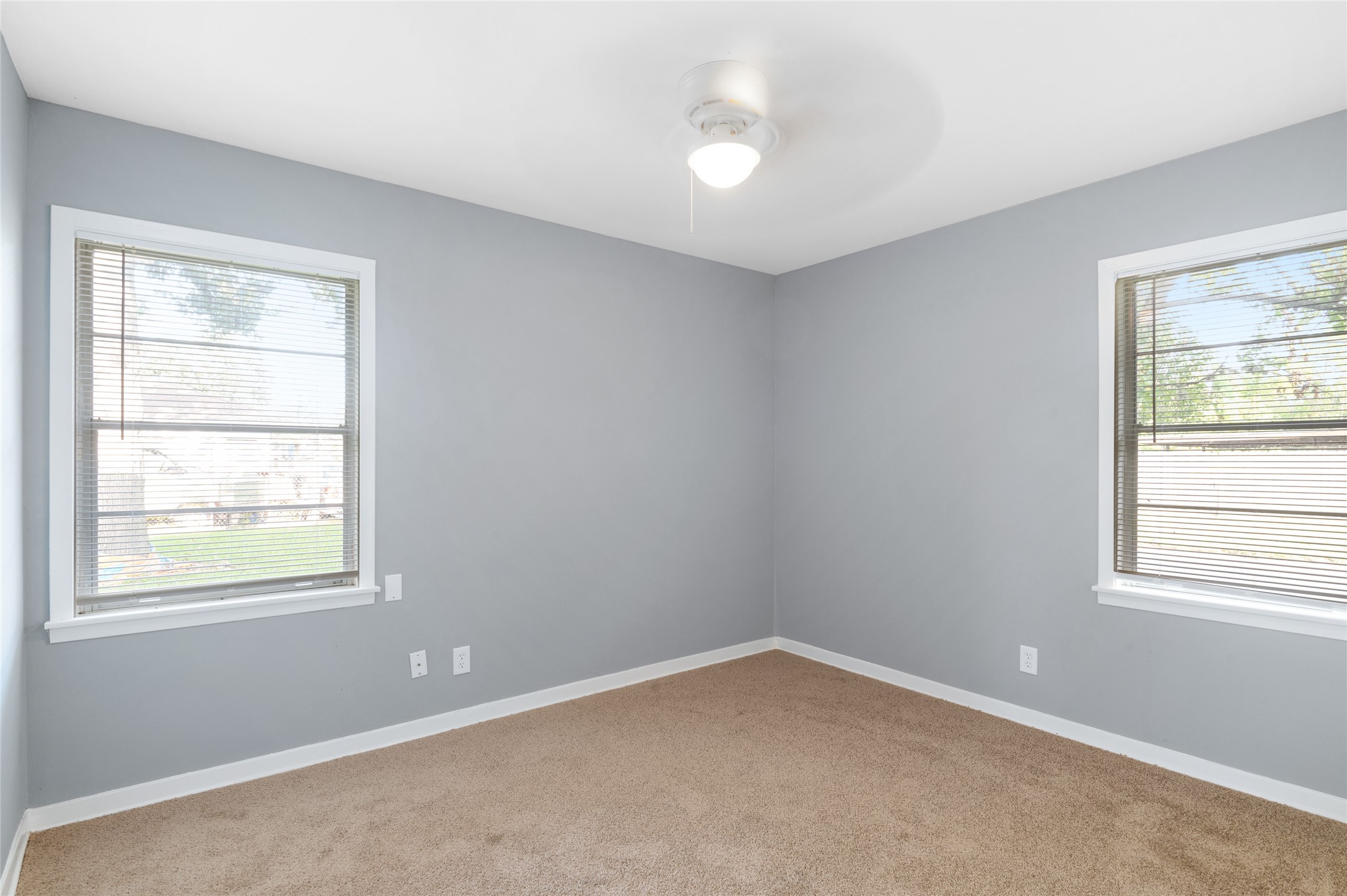 10502 Royal Oaks Drive Property Photo 15