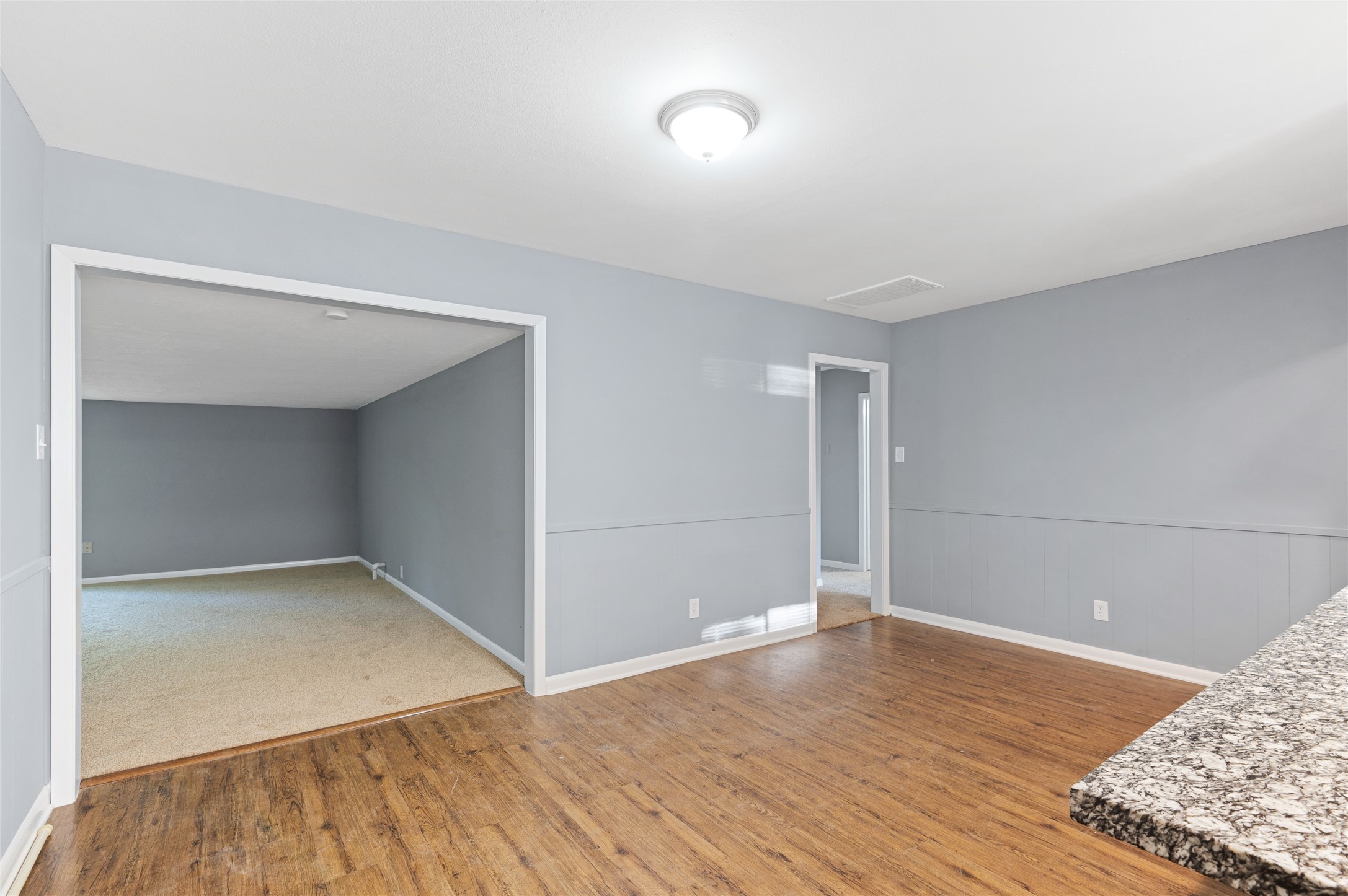 10502 Royal Oaks Drive Property Photo 16