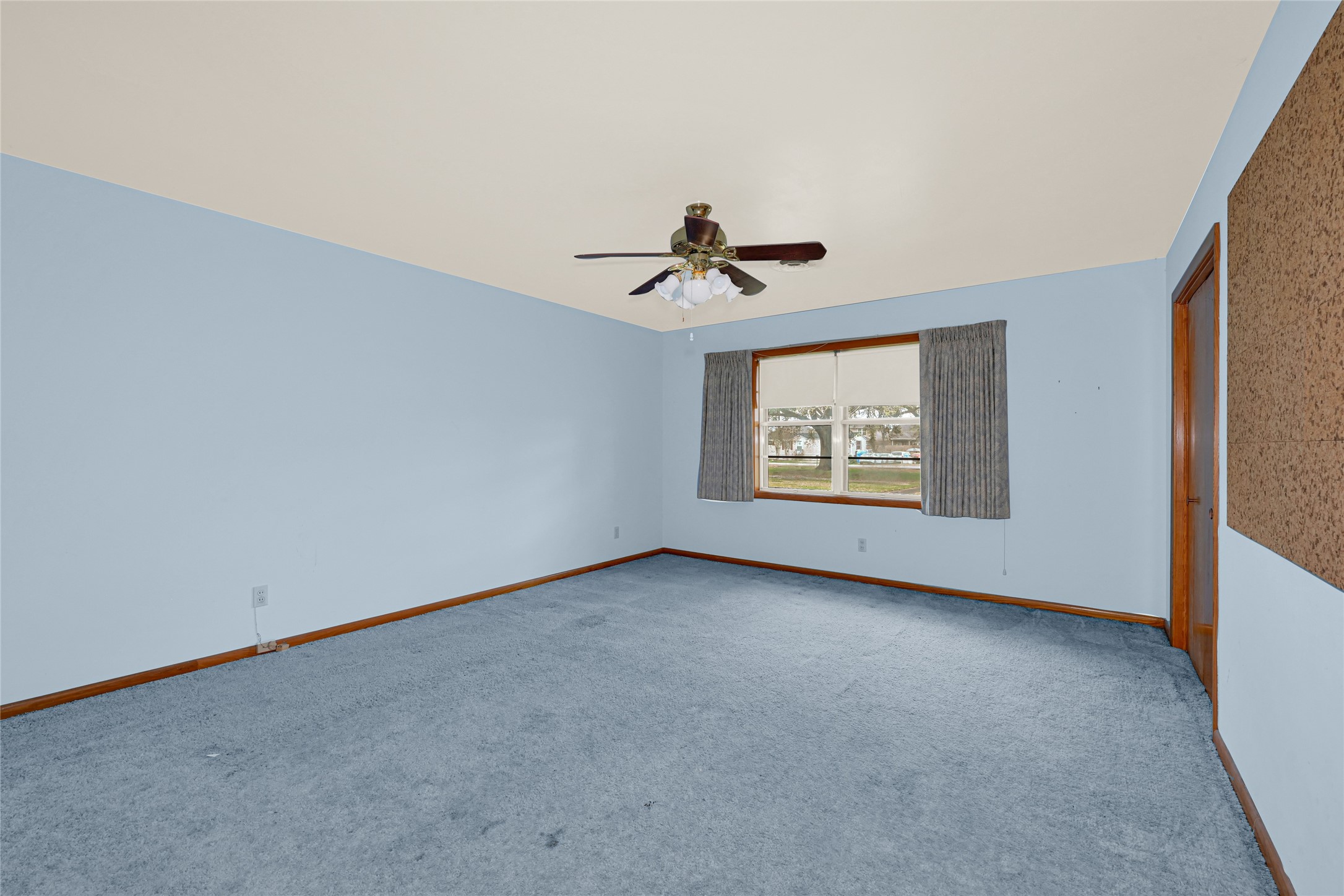 1111 Edgewood Drive Property Photo 15