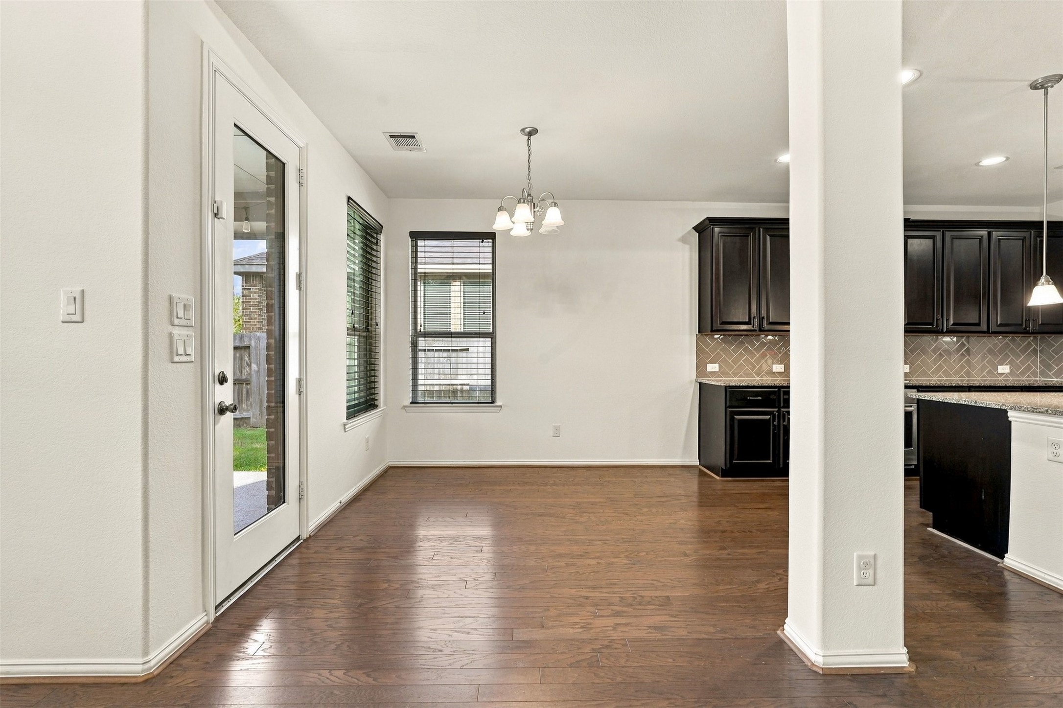10930 Kennowy Court Property Photo 8