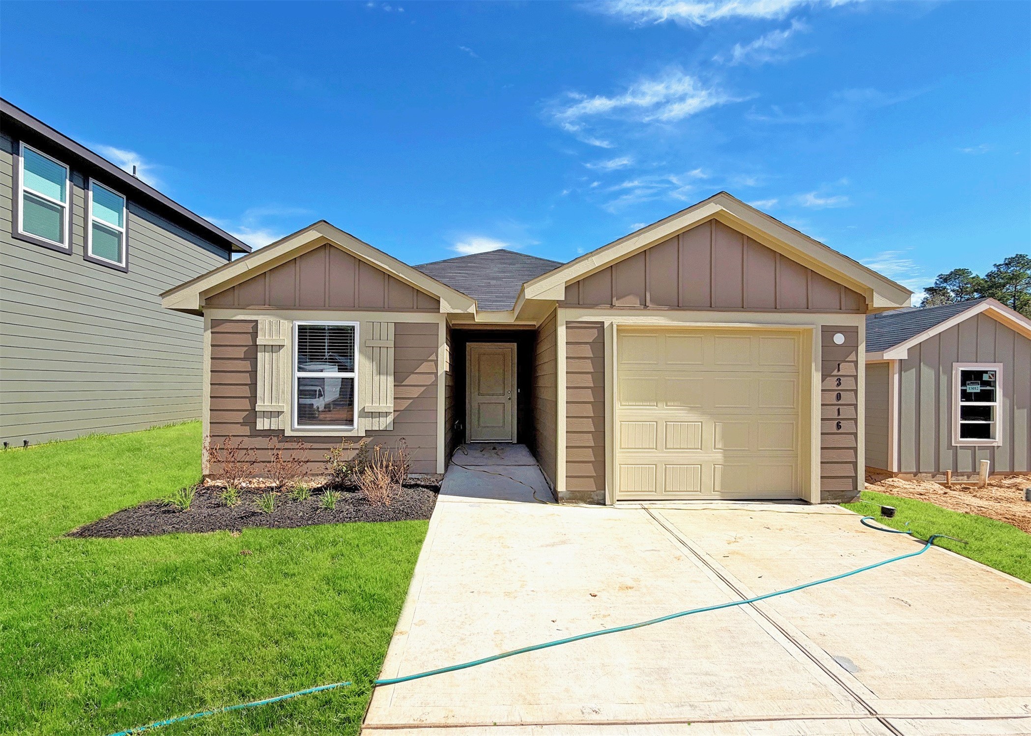 13016 Mccrorey Trails Drive Property Photo 1