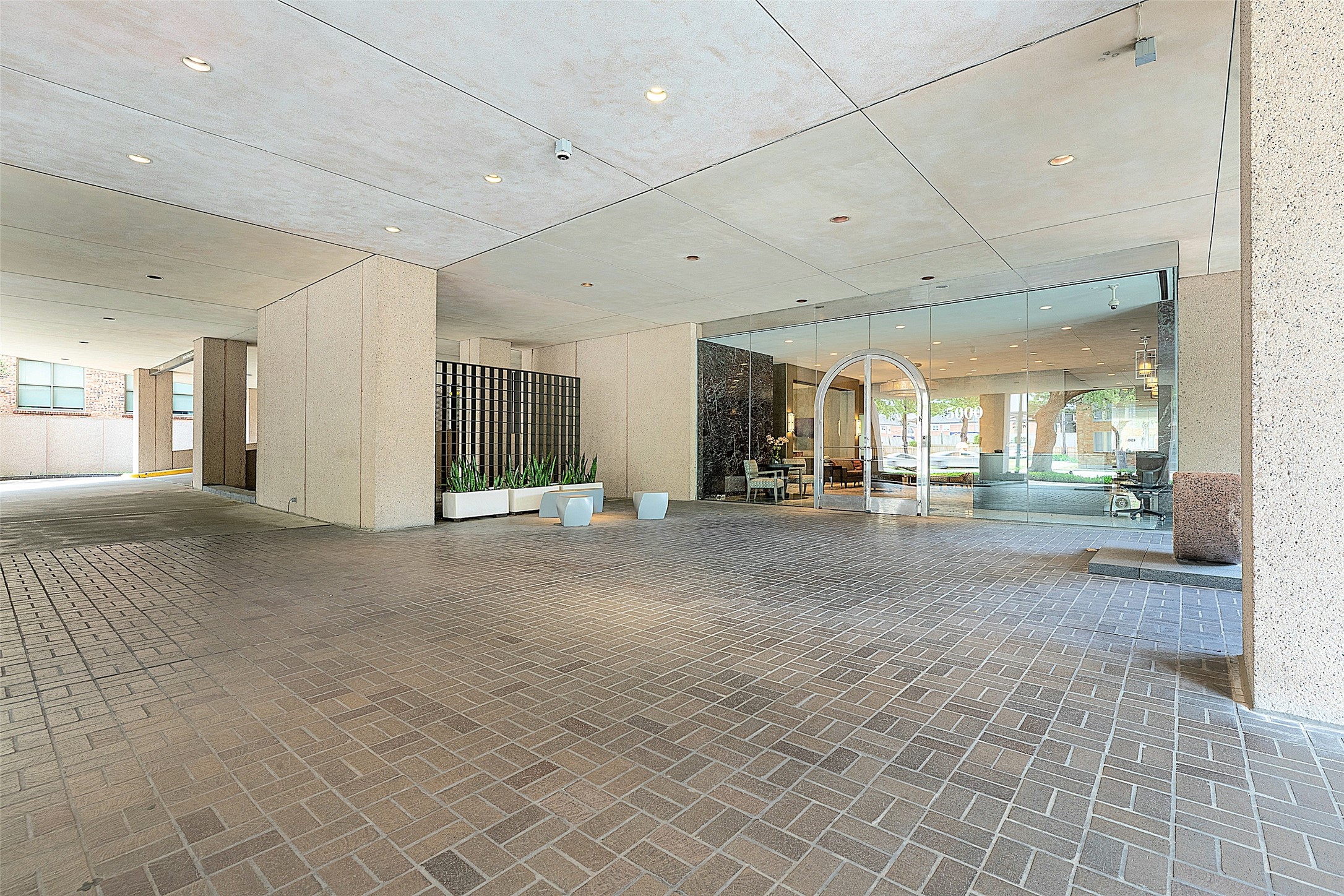 5000 Montrose Boulevard 16b Property Photo 14